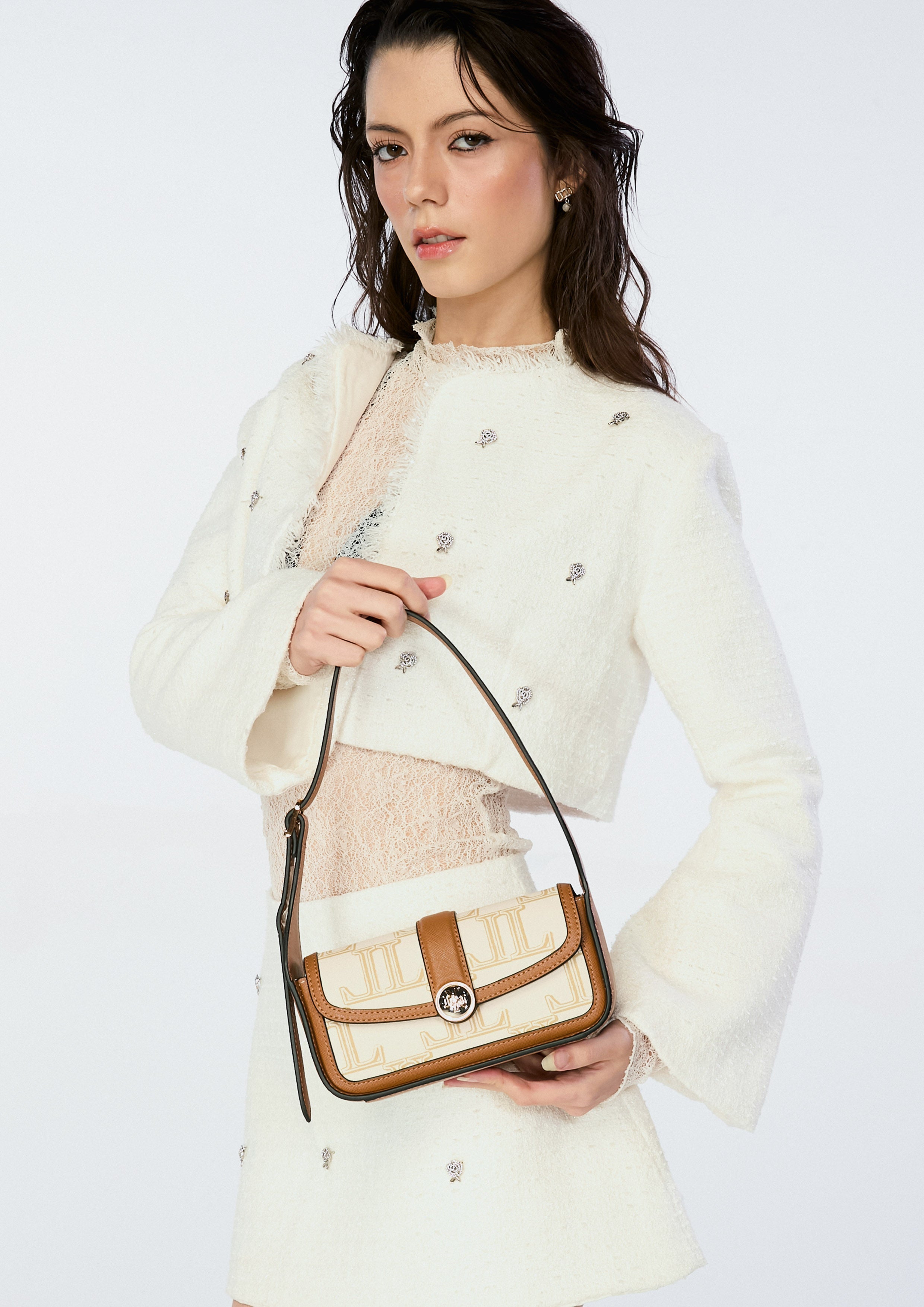 Venus S Shoulder Ba Brown