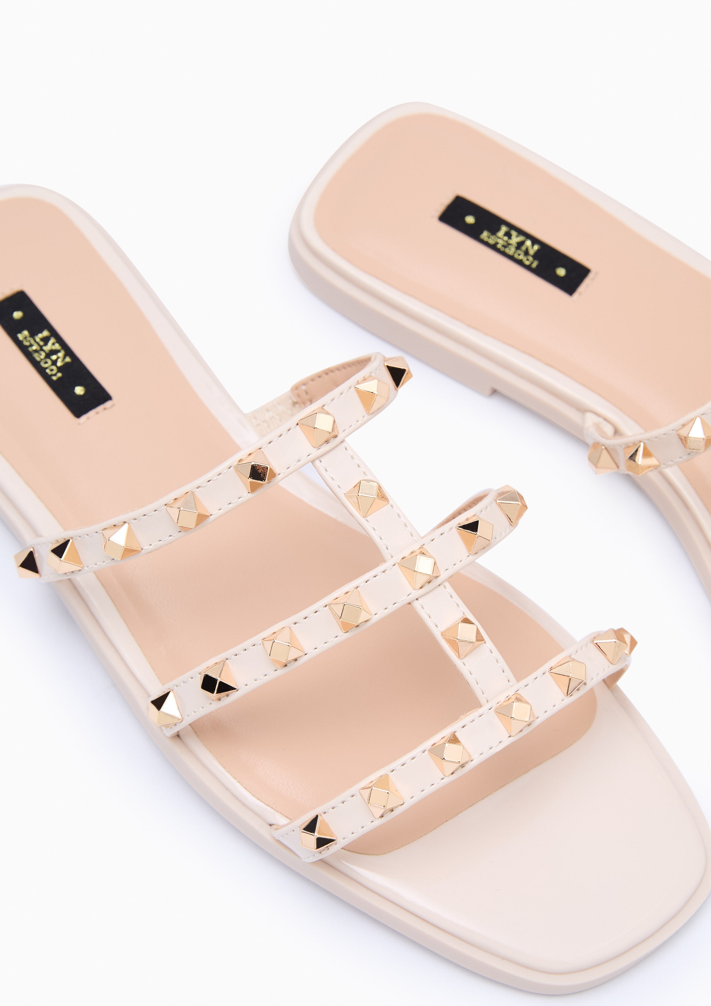 Linda Flat Sandals Ivory