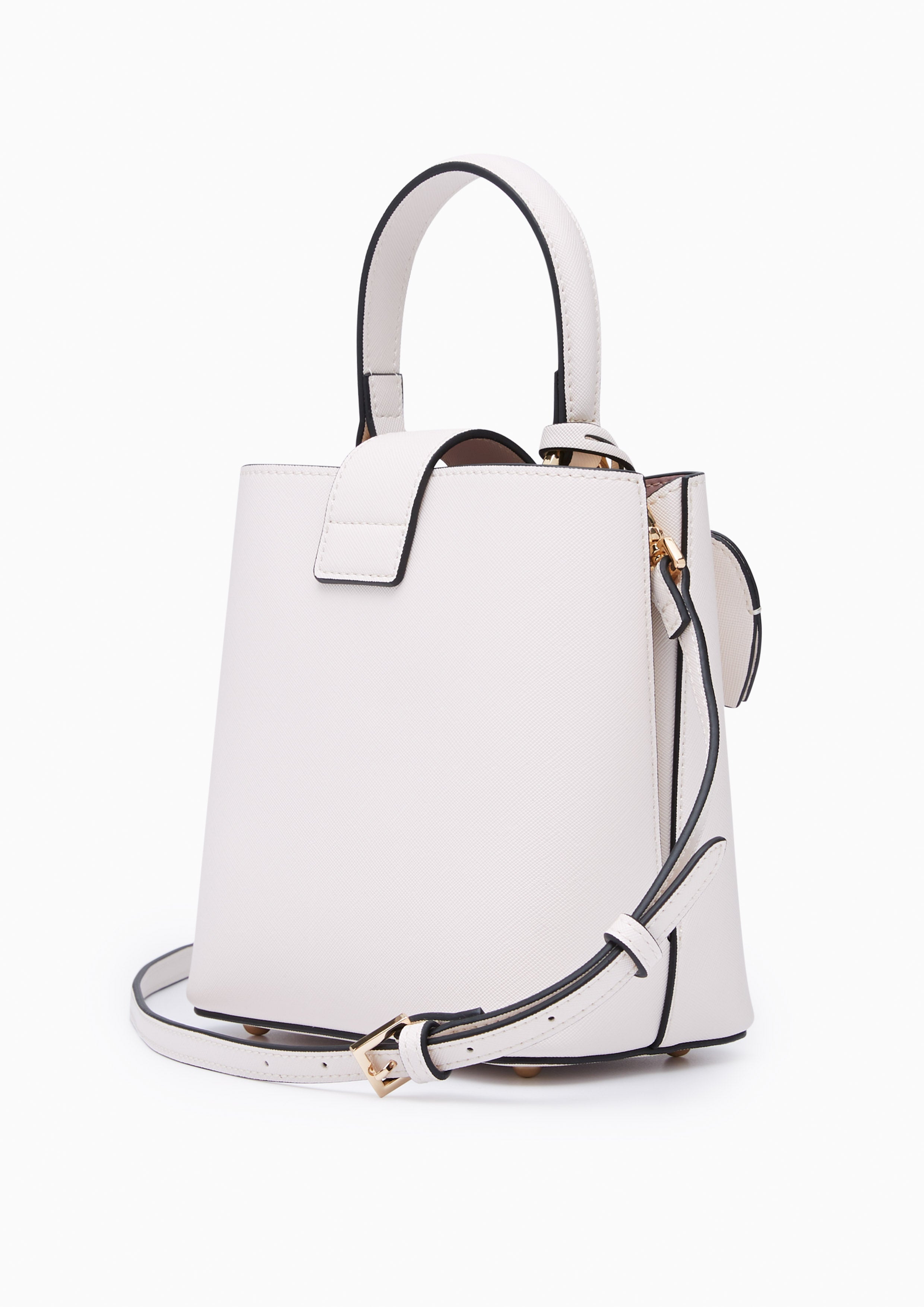Re Love Astraea S Bucket Bag Ivory