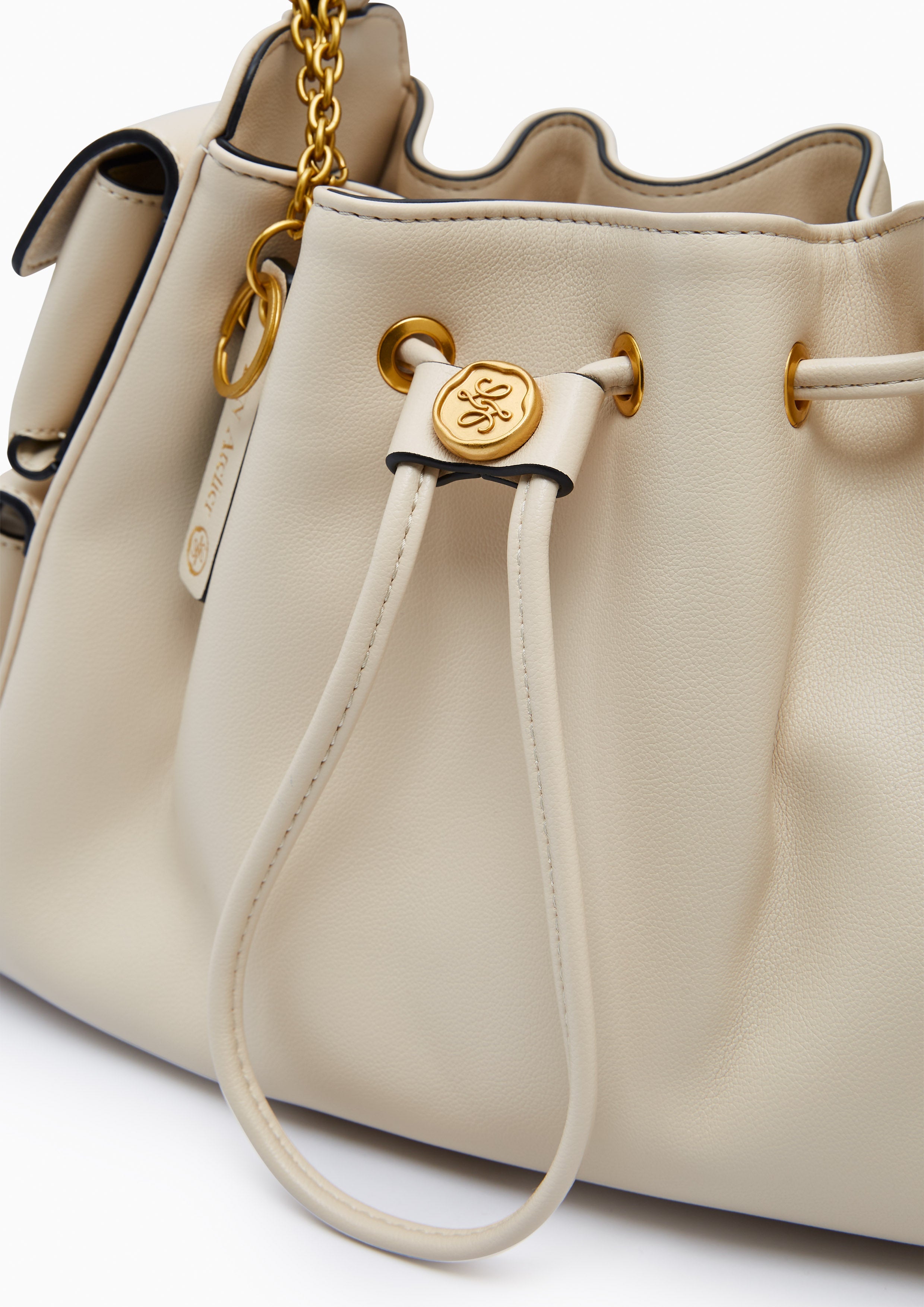 Atelier M Bucket Bag Beige