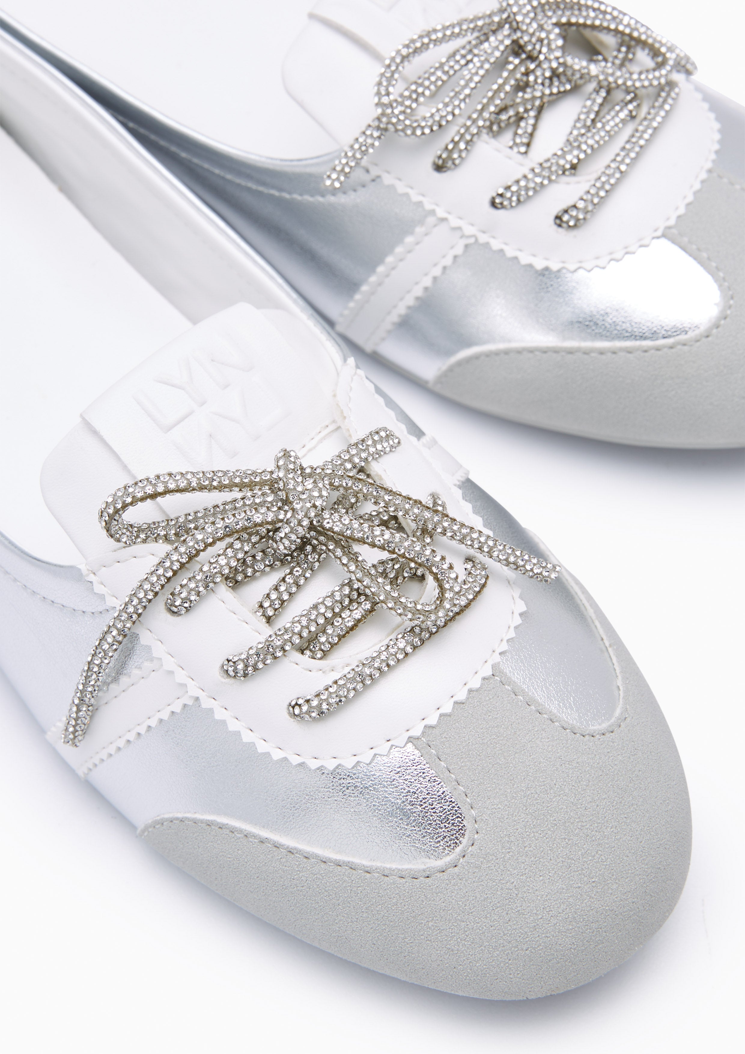 Kisso Ballet Flats Silver