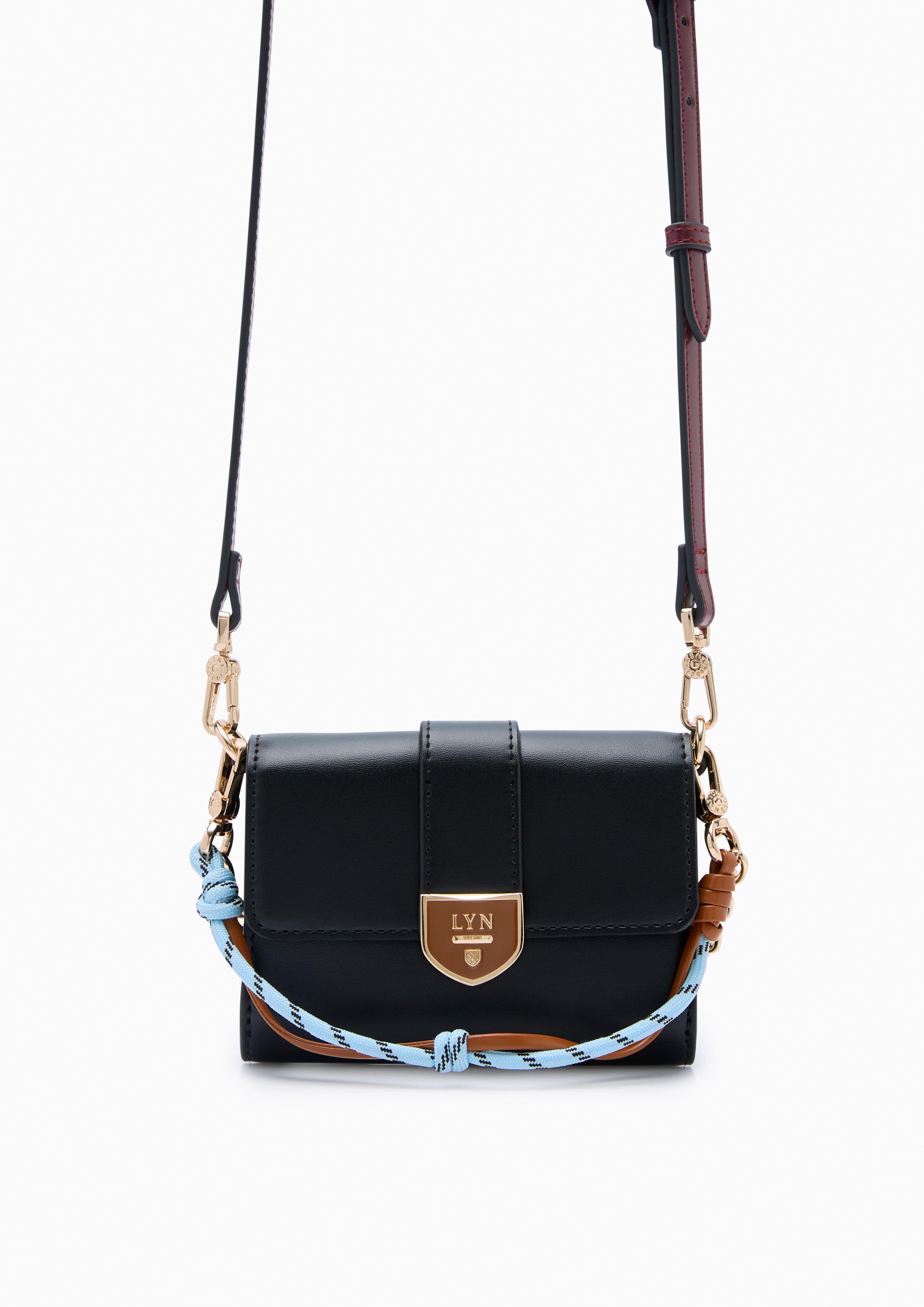 Re-Edit Explore Short Wallet on Chain Black