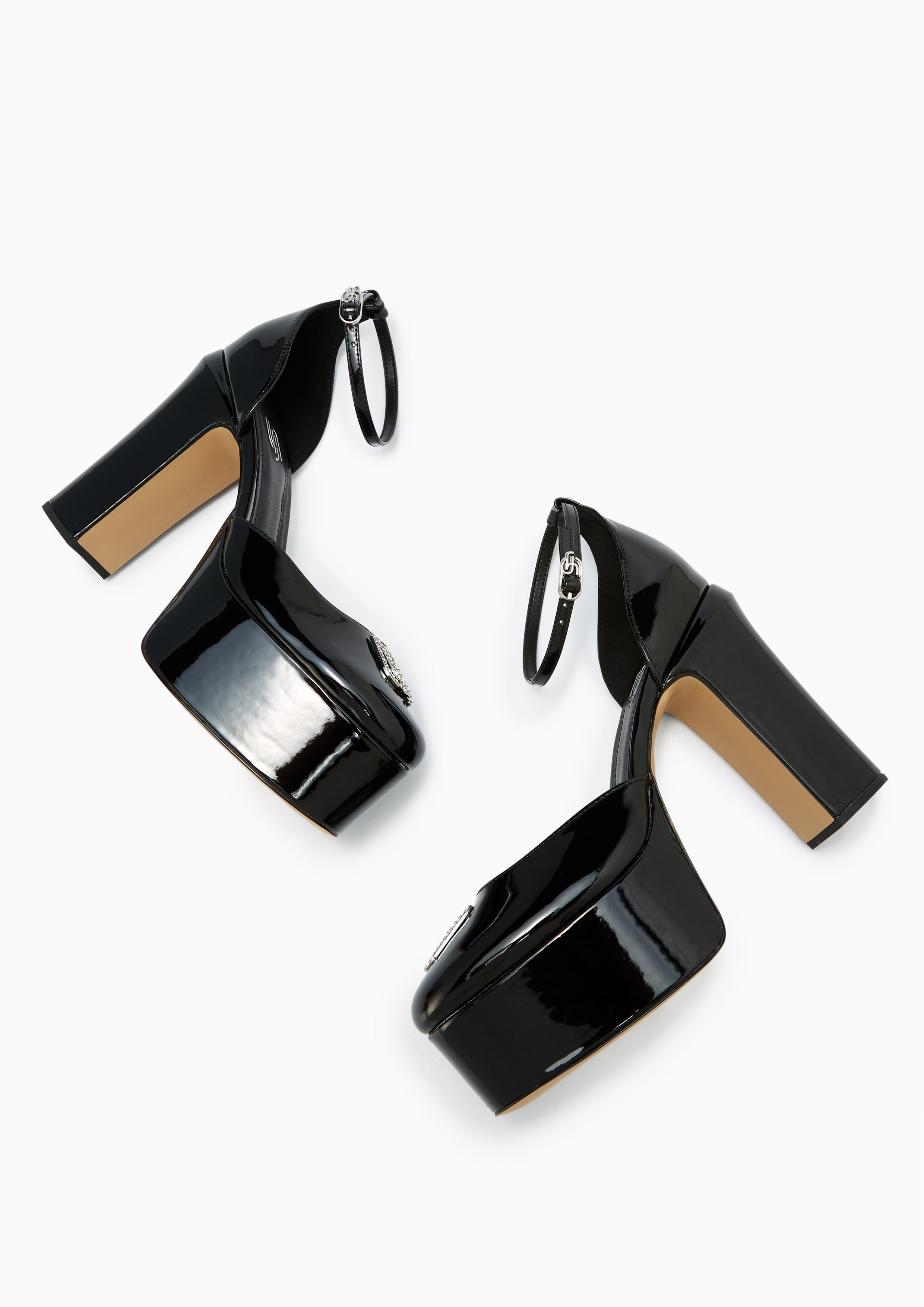 Newel Infinite Pumps Black