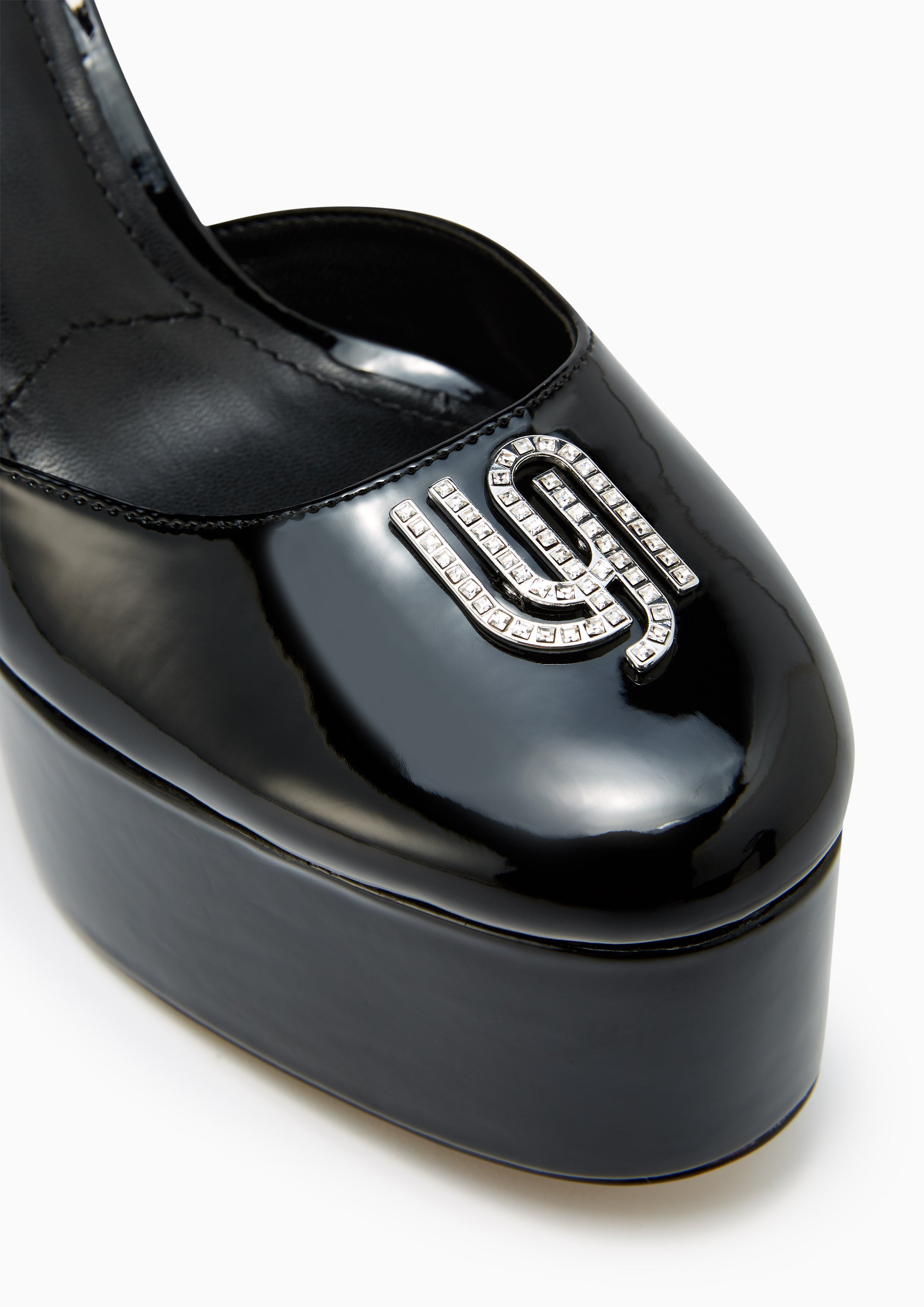 Newel Infinite Pumps Black