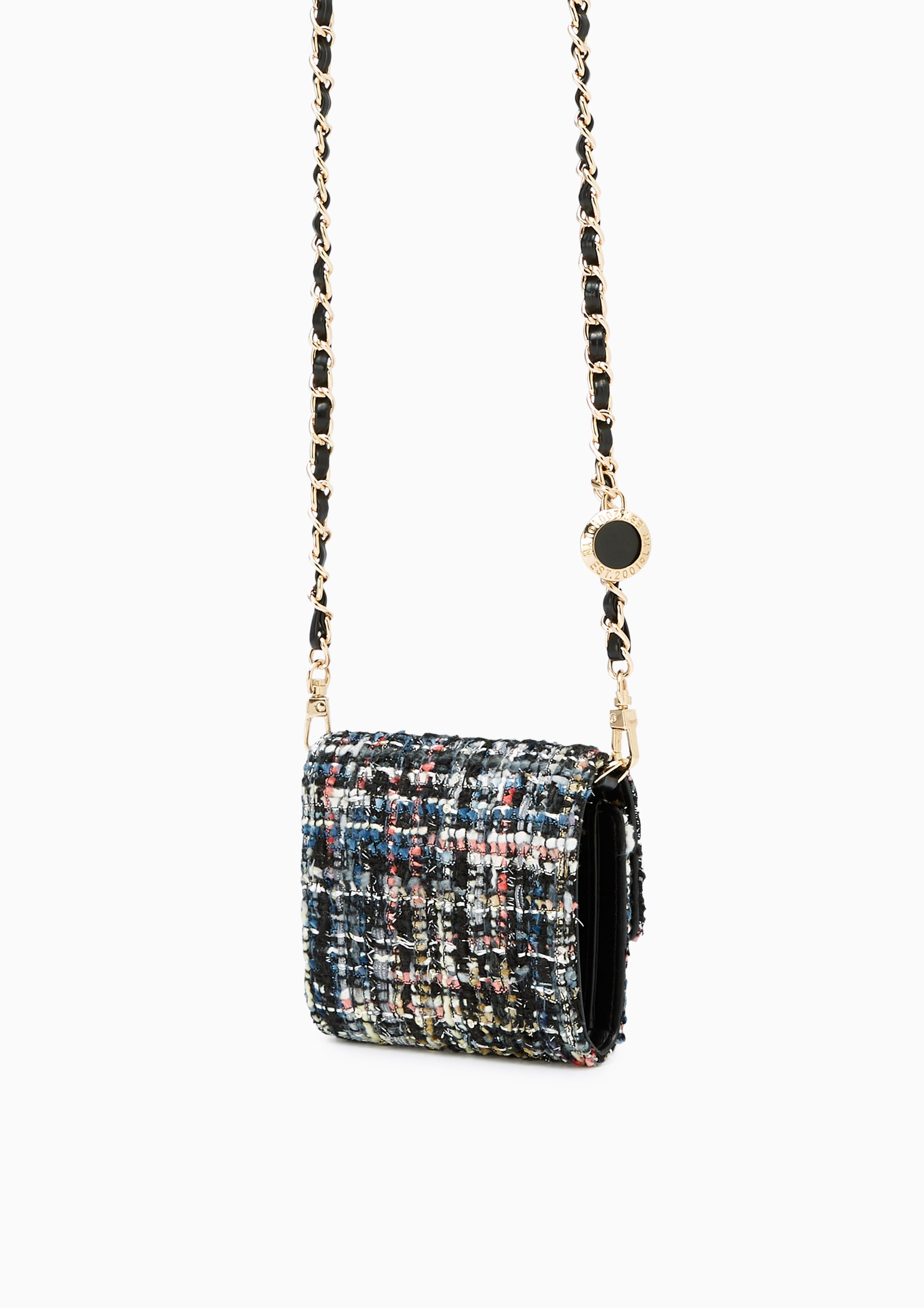 Semona Short Wallet On Chain Black