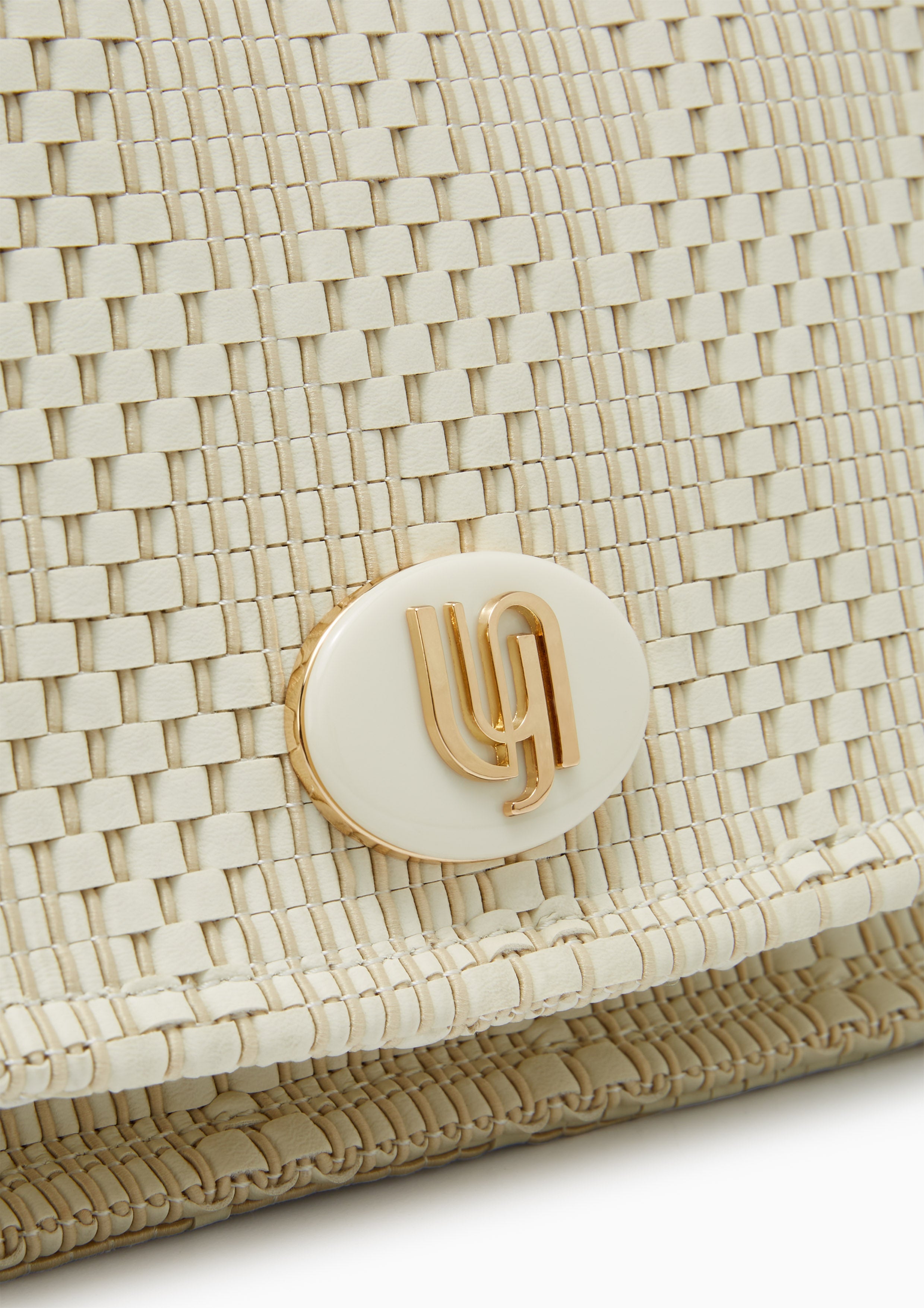 Bruna Infinite Shoulder M Ivory