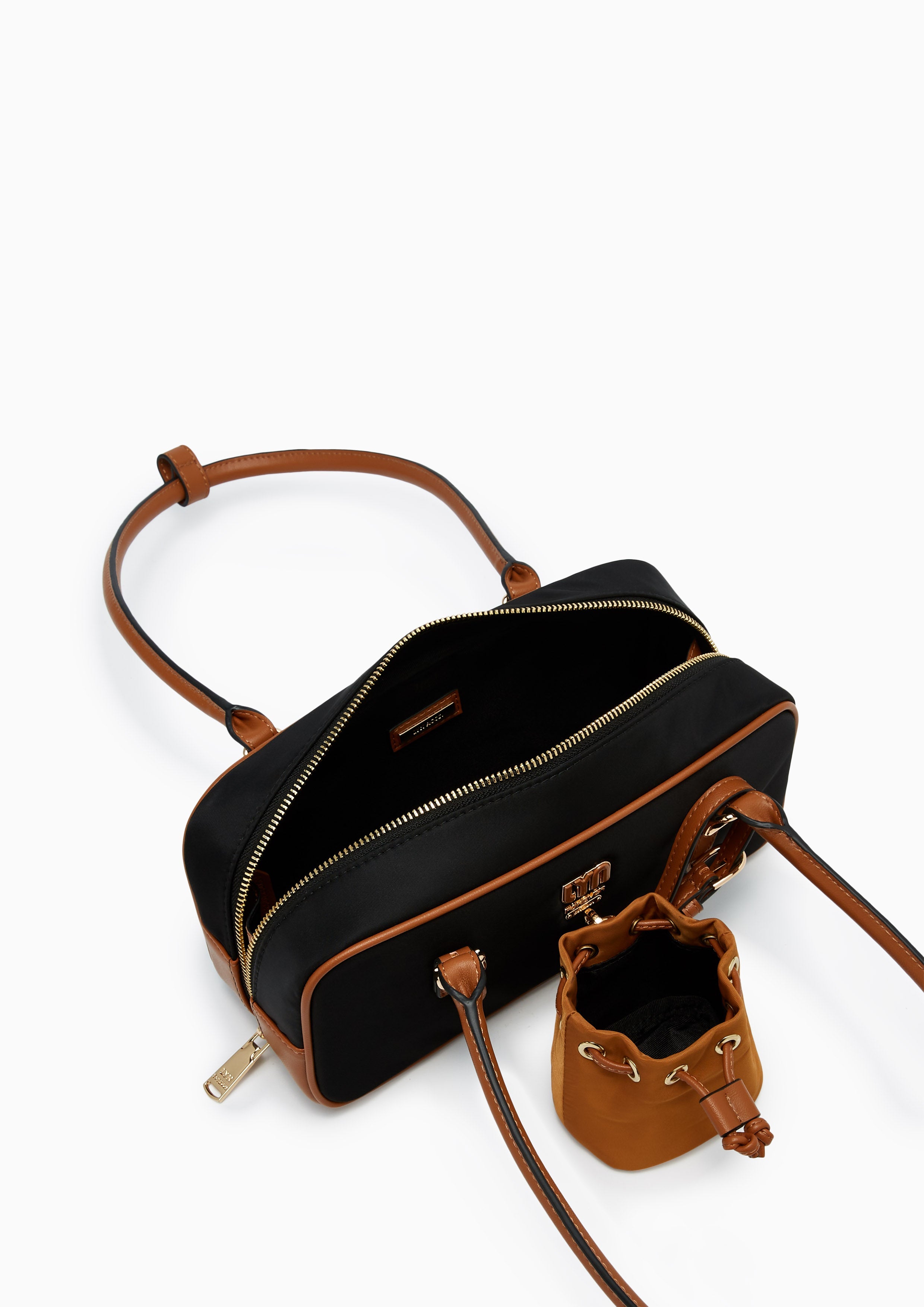 Malik M Shoulder Bag Black