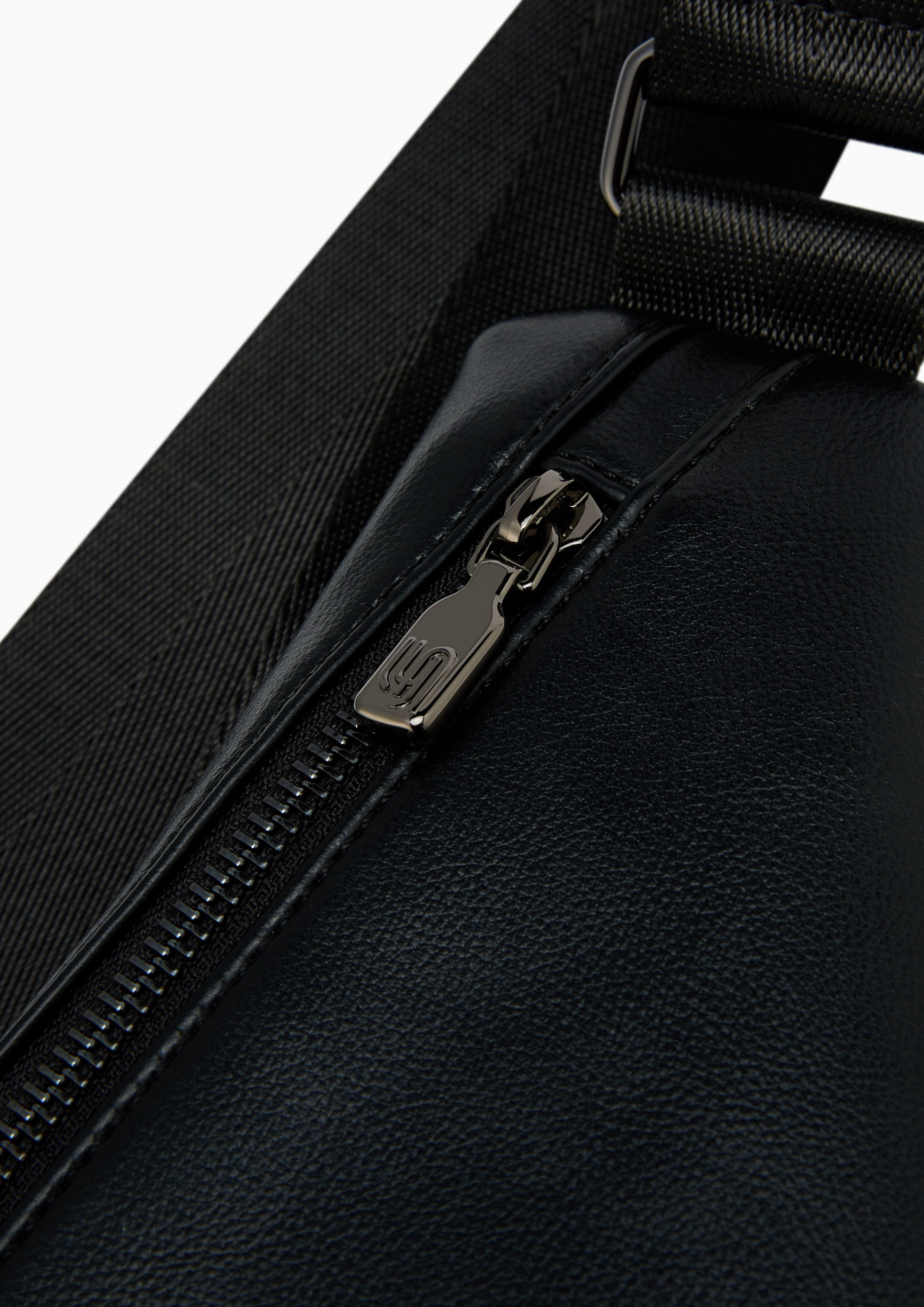 Nolan Crossbody Bag - Unisex Black