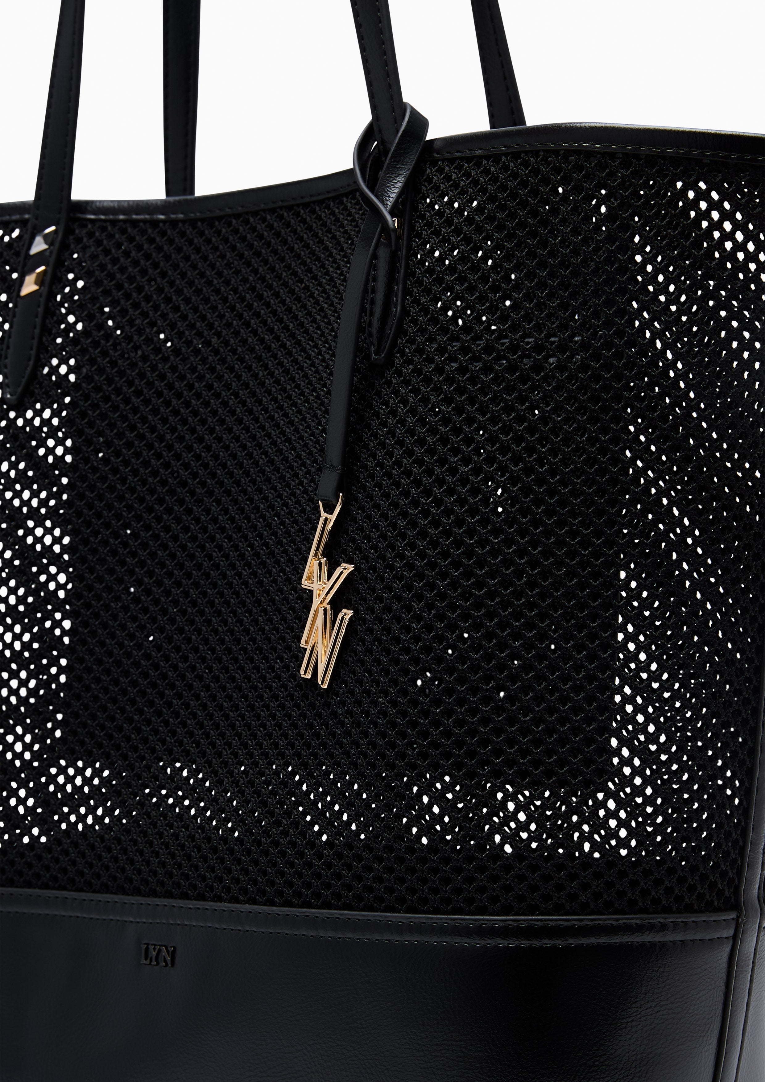 Thunder Xl Tote Black