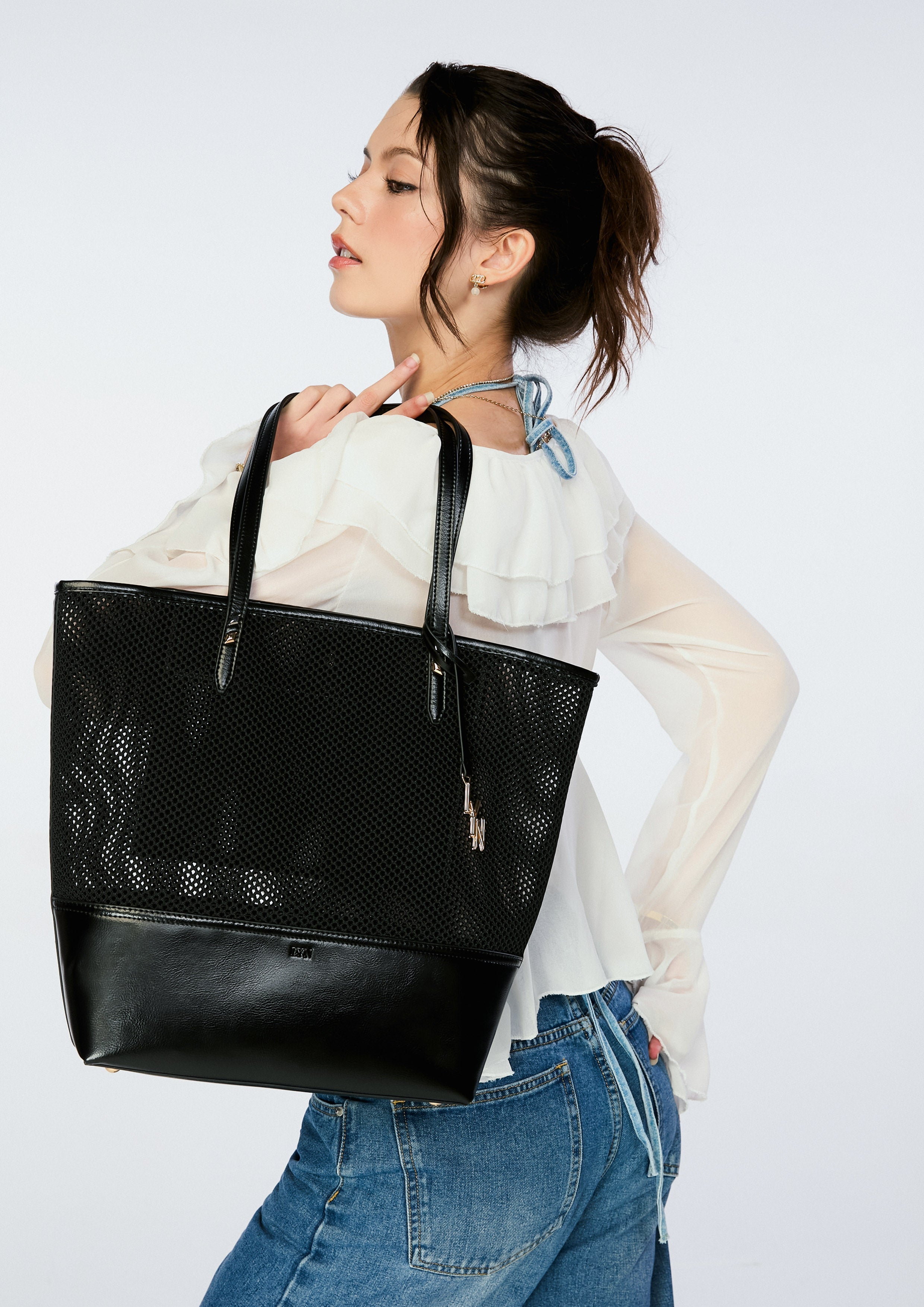 Thunder Xl Tote Black