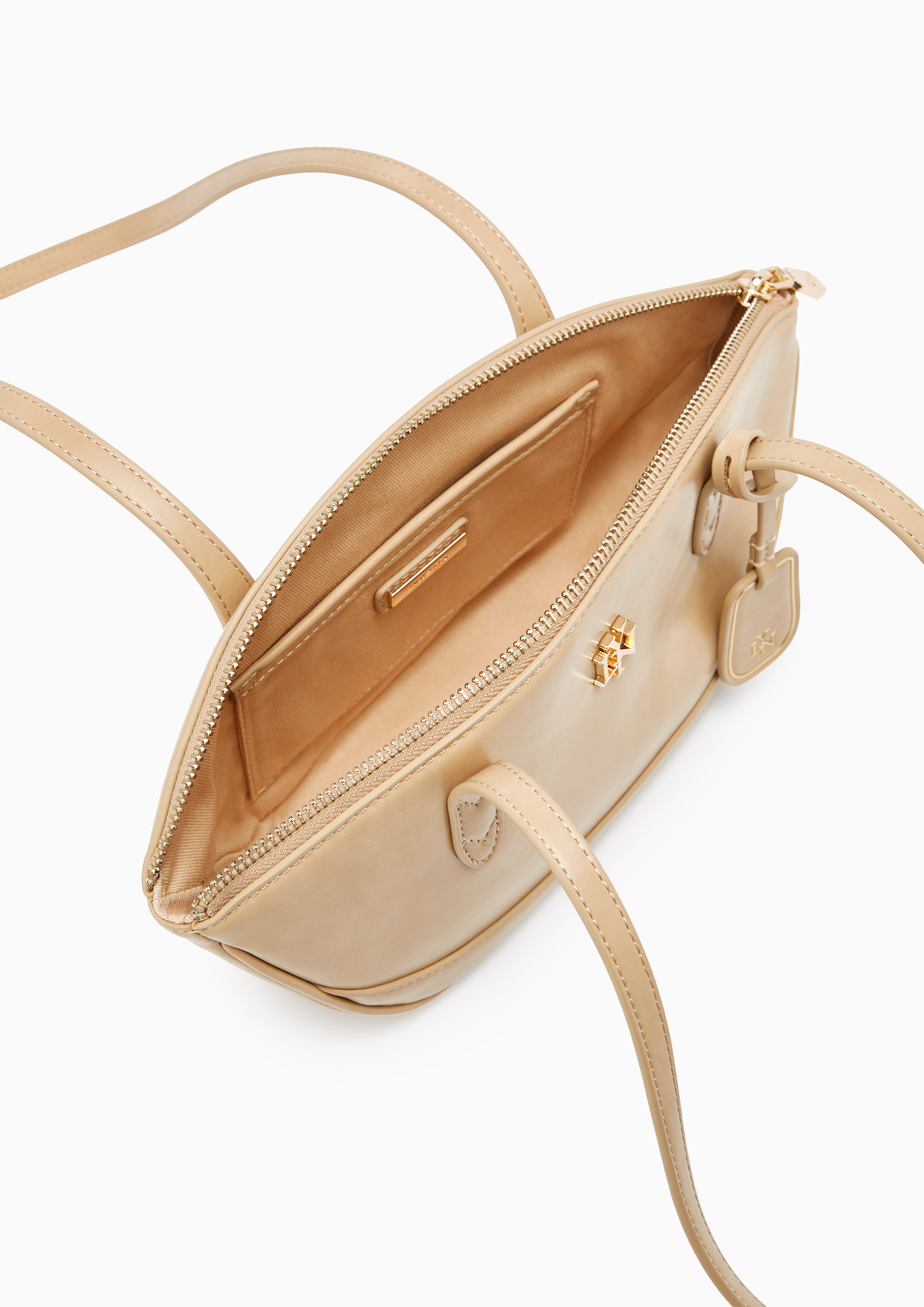 Chamomine Shoulder Bag Brown