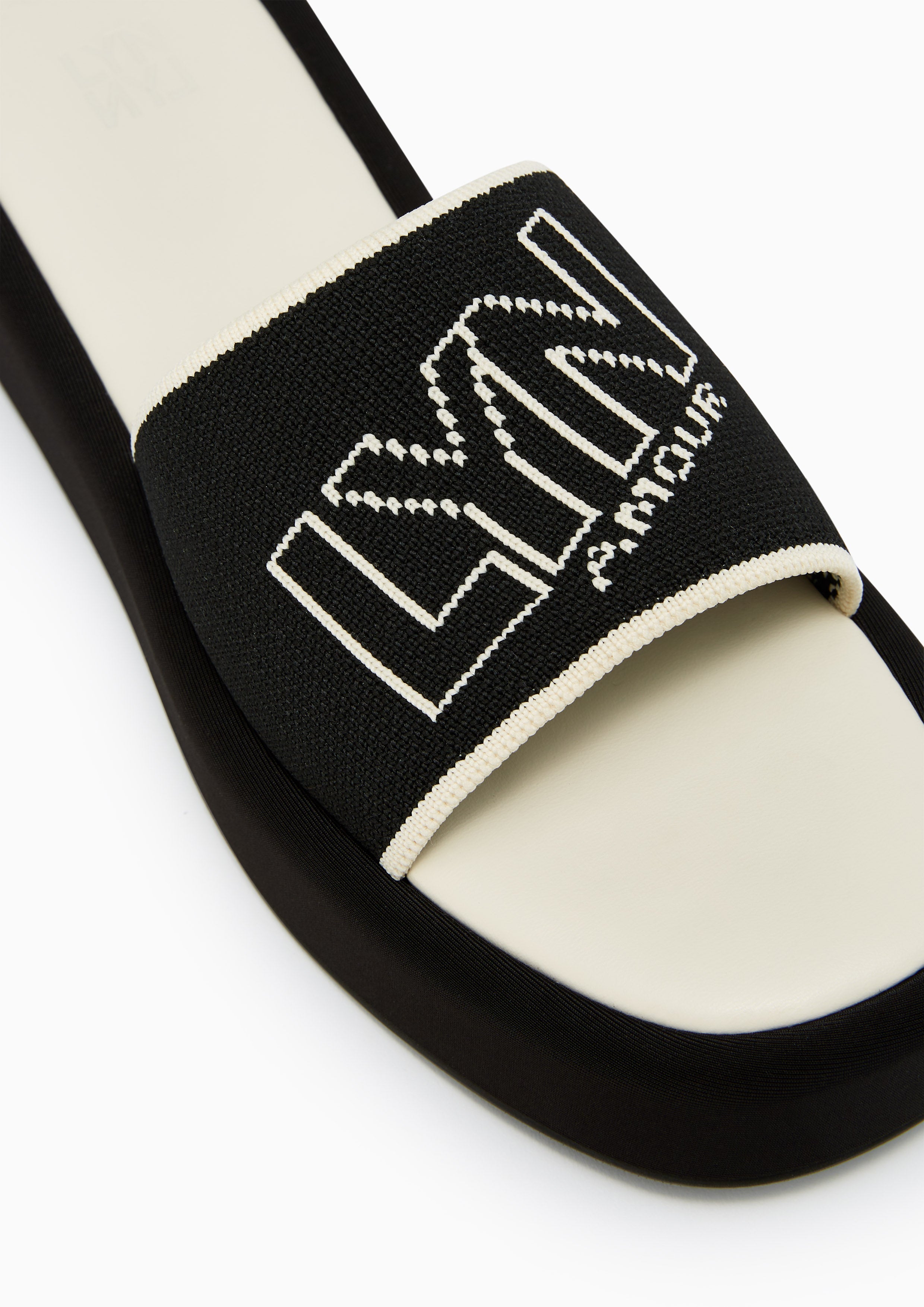 Sky Platform Black