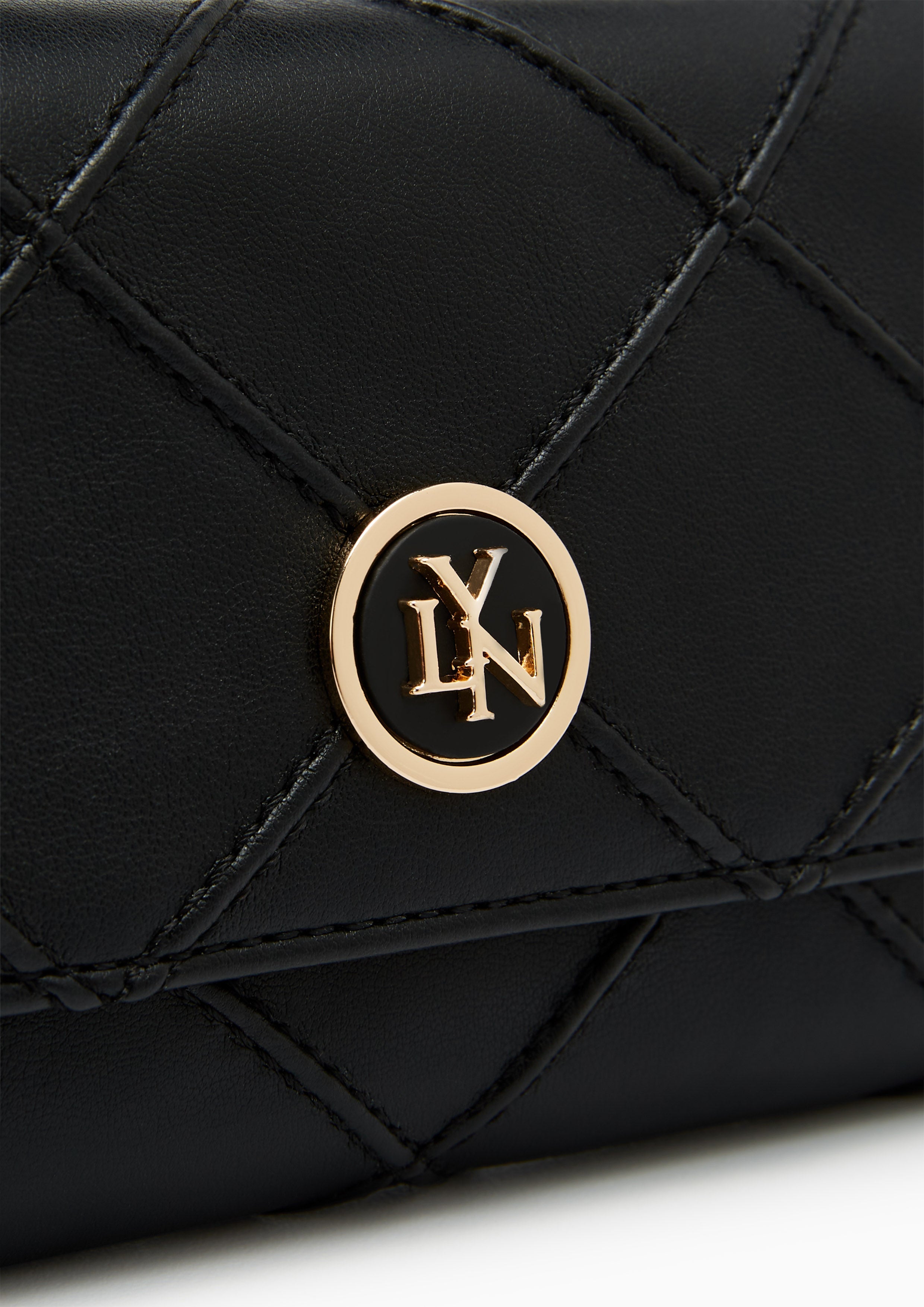 Jaylen Short Wallet Black