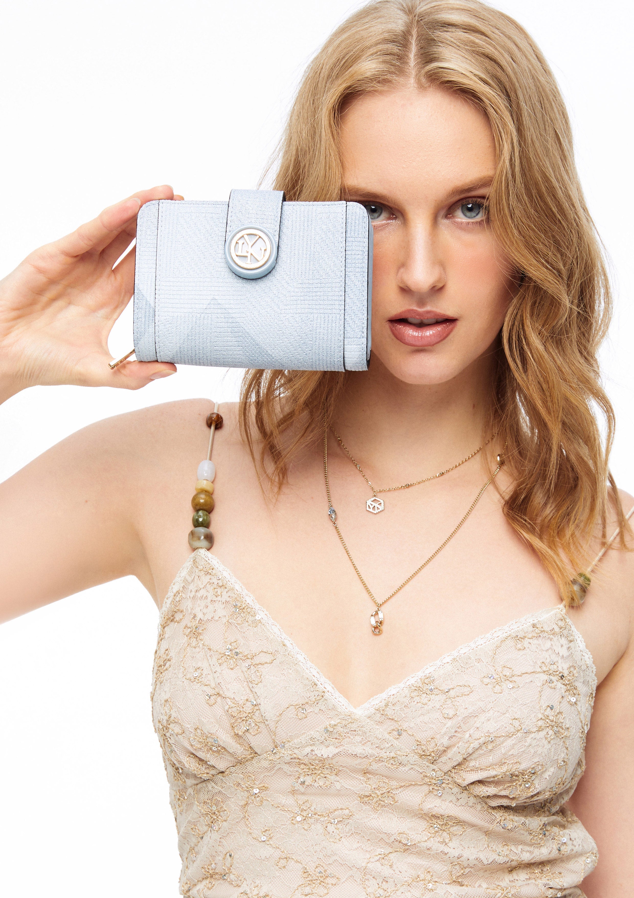 Ivar Short Wallet Blue