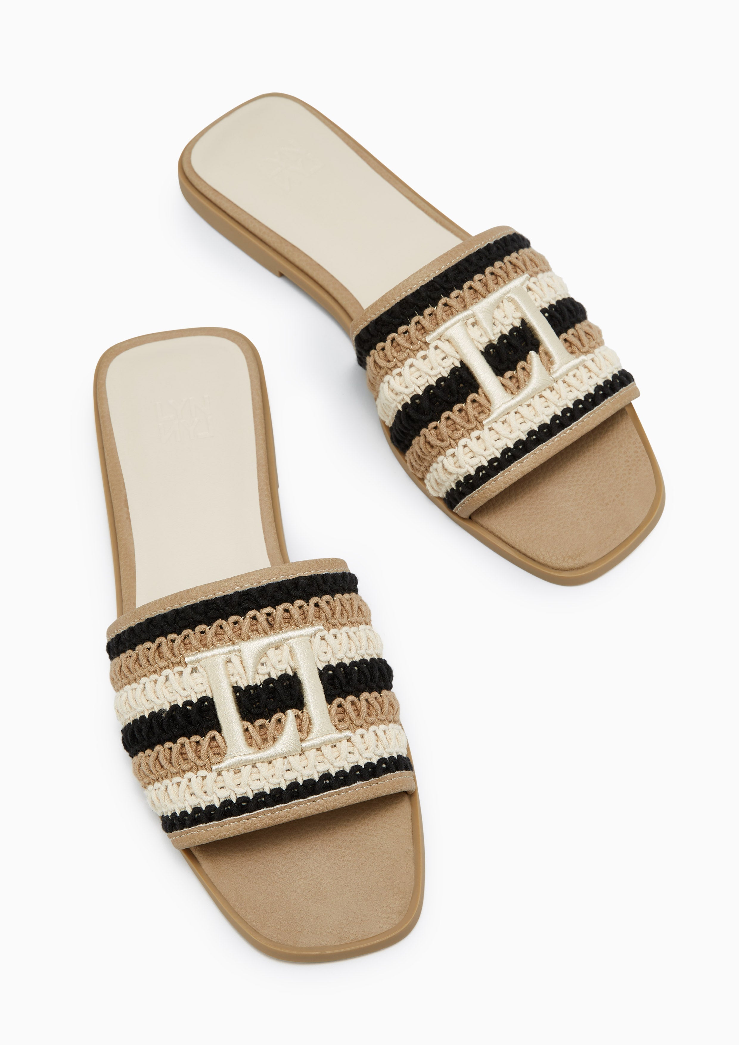 Handa Flat Sandals Brown