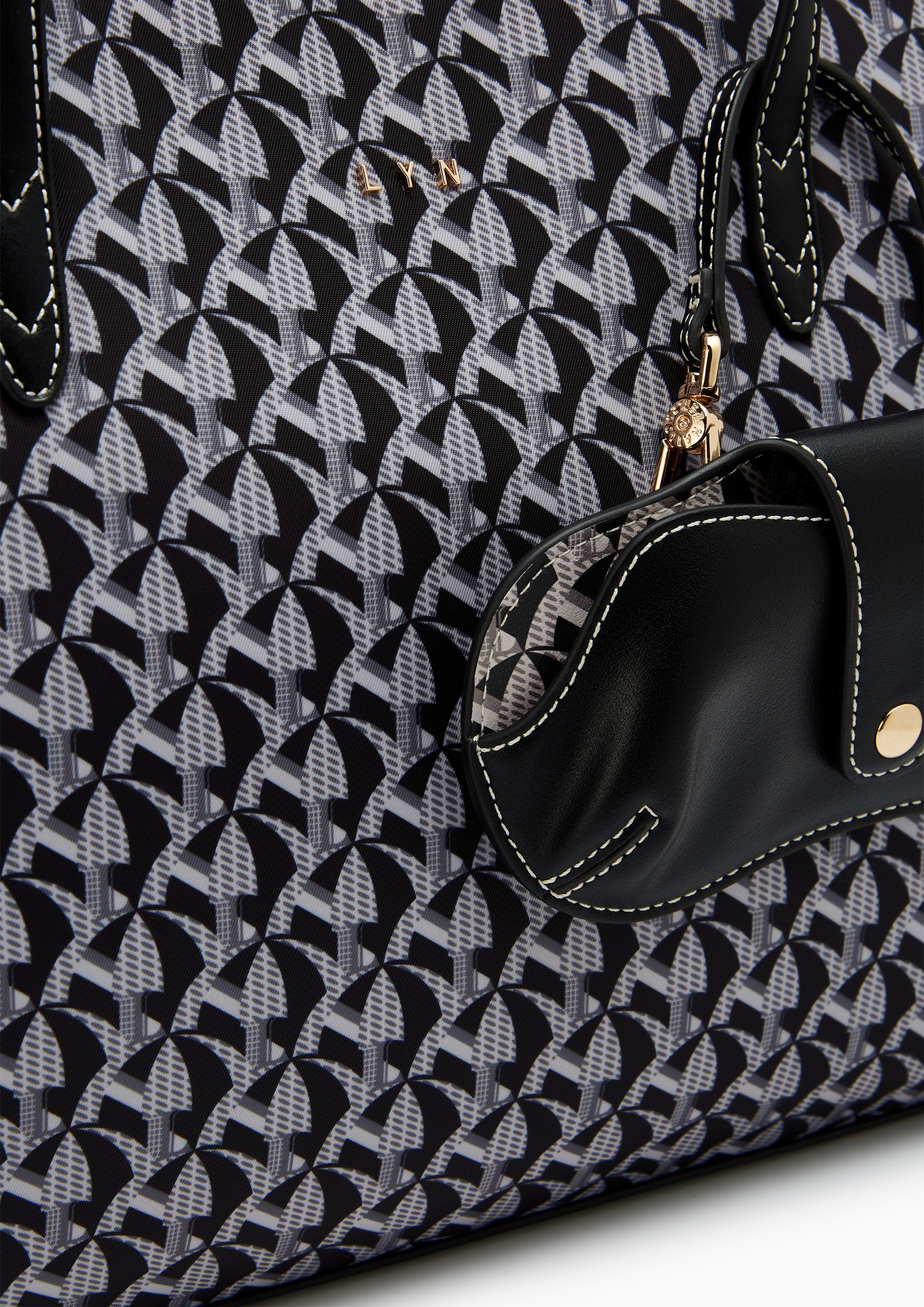 Solanory Tote L Black