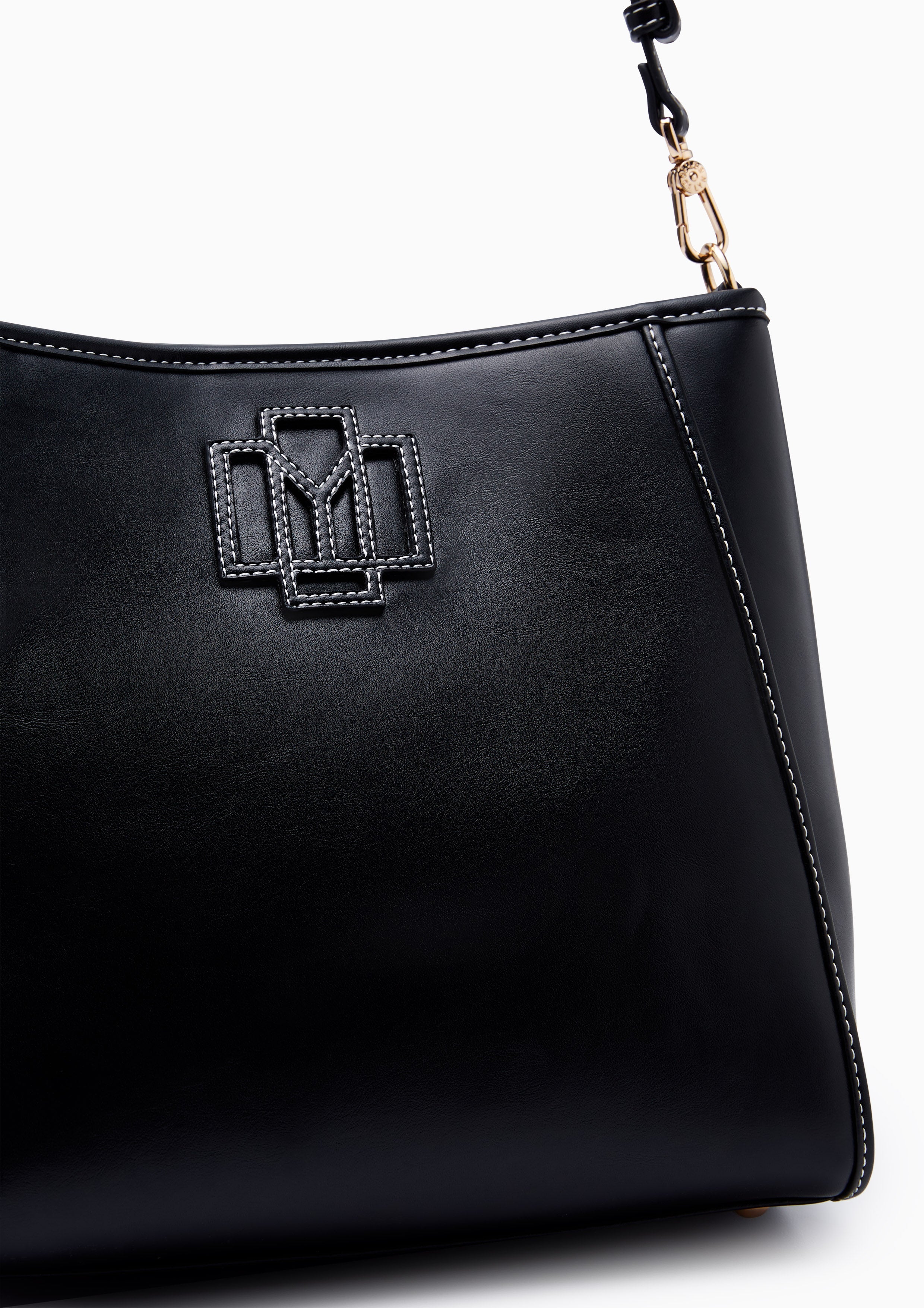 Berlyn L Shoulder Bag Black