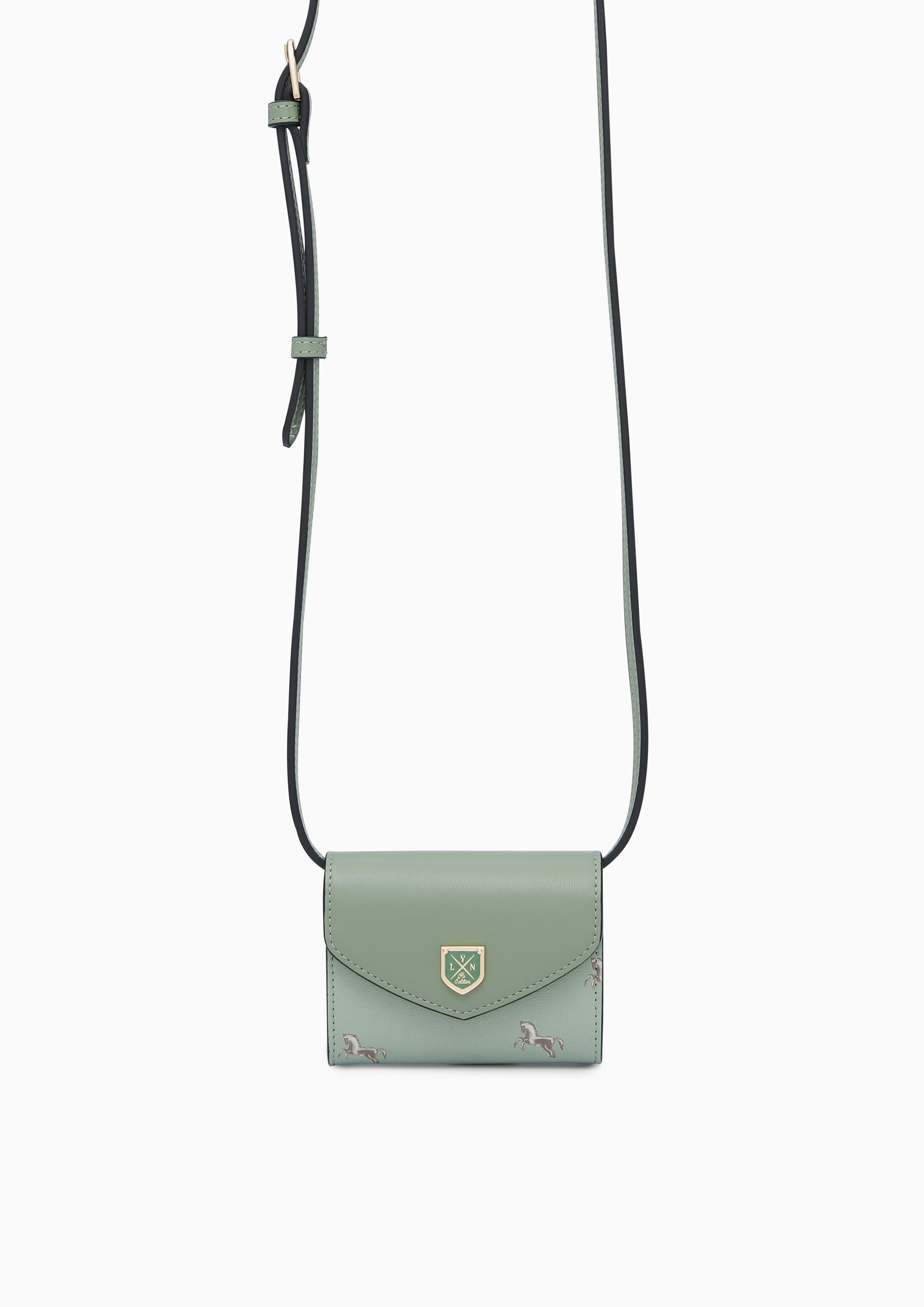 Re-Edit Mustang Short Wallet On Chain Green
