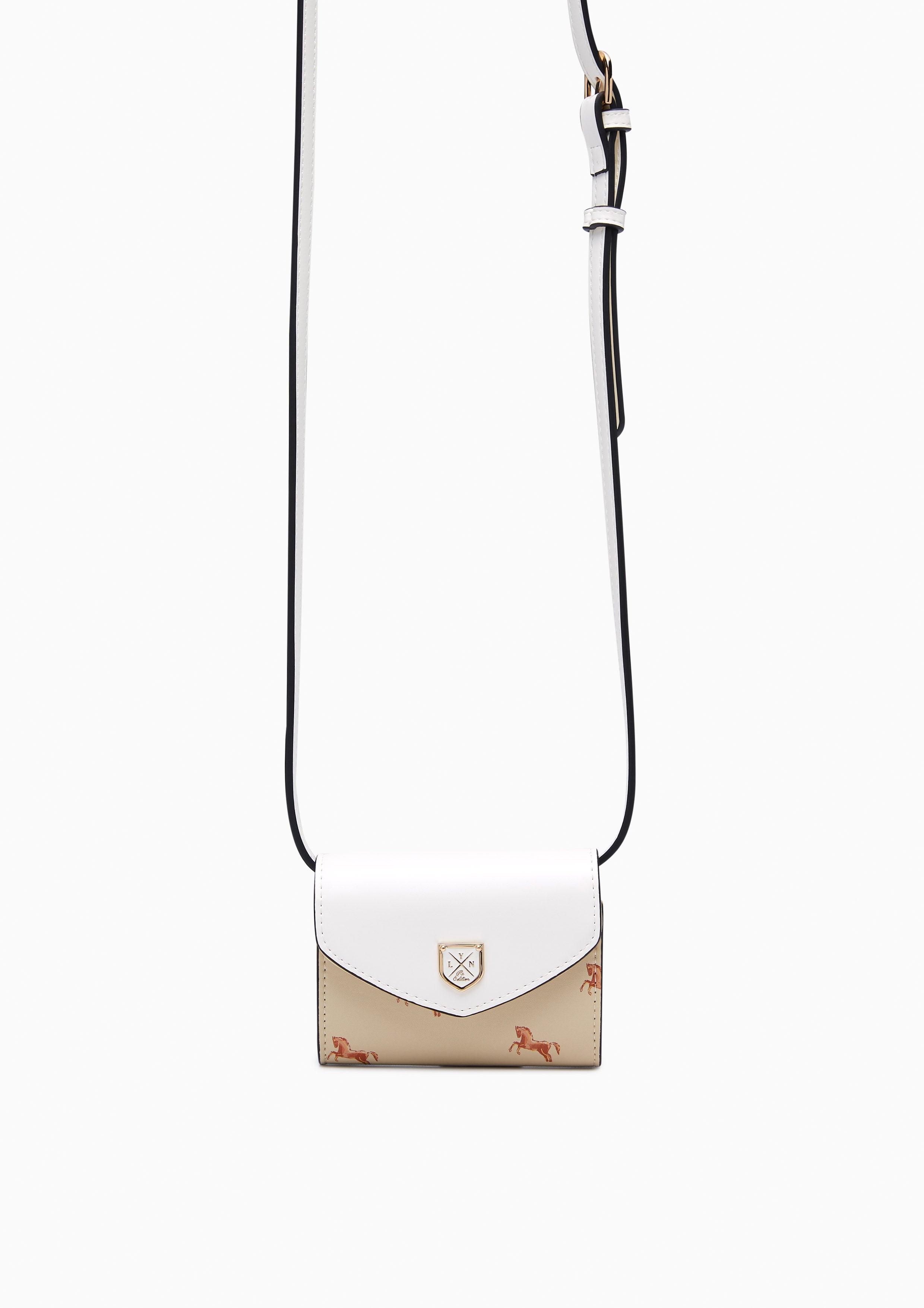 Re-Edit Mustang Short Wallet On Chain Ivory