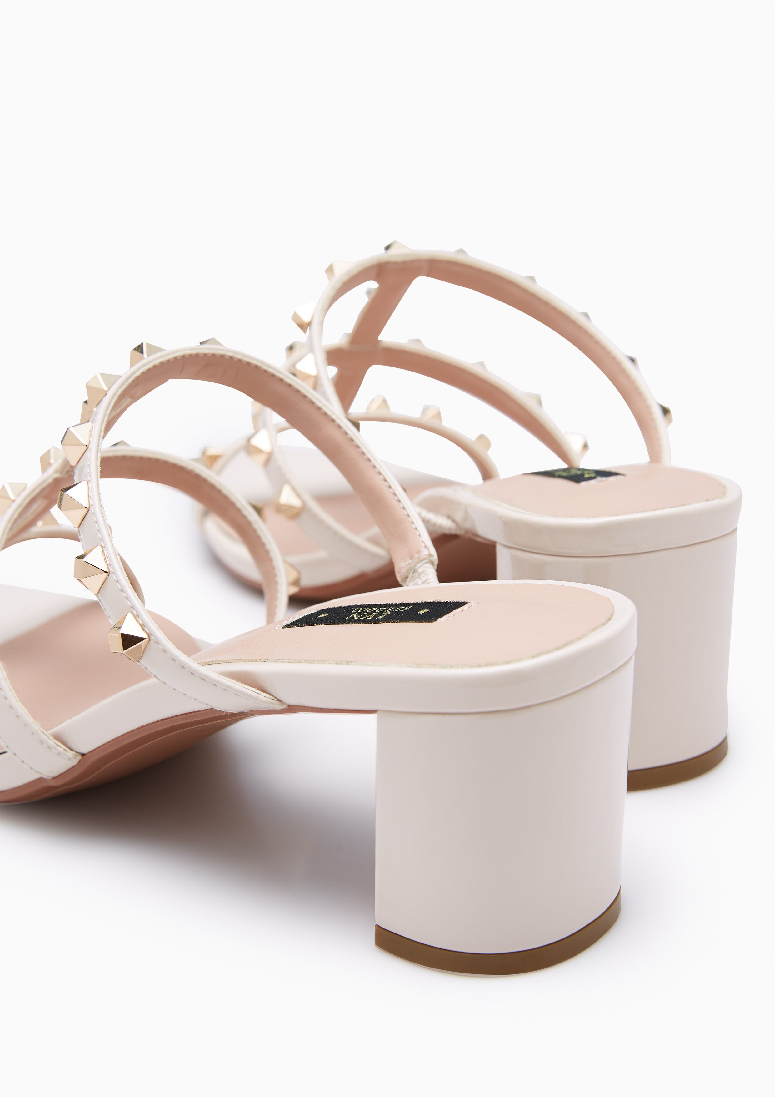 Linda Heels Ivory