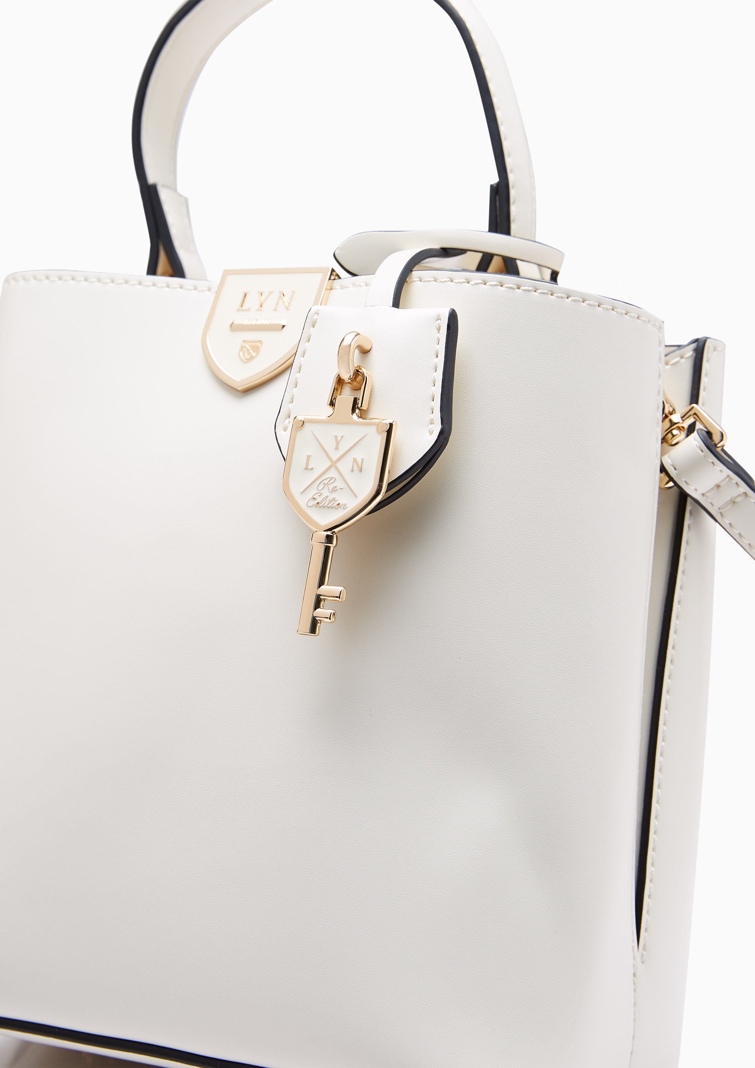 Astraea S Bucket Bag Ivory