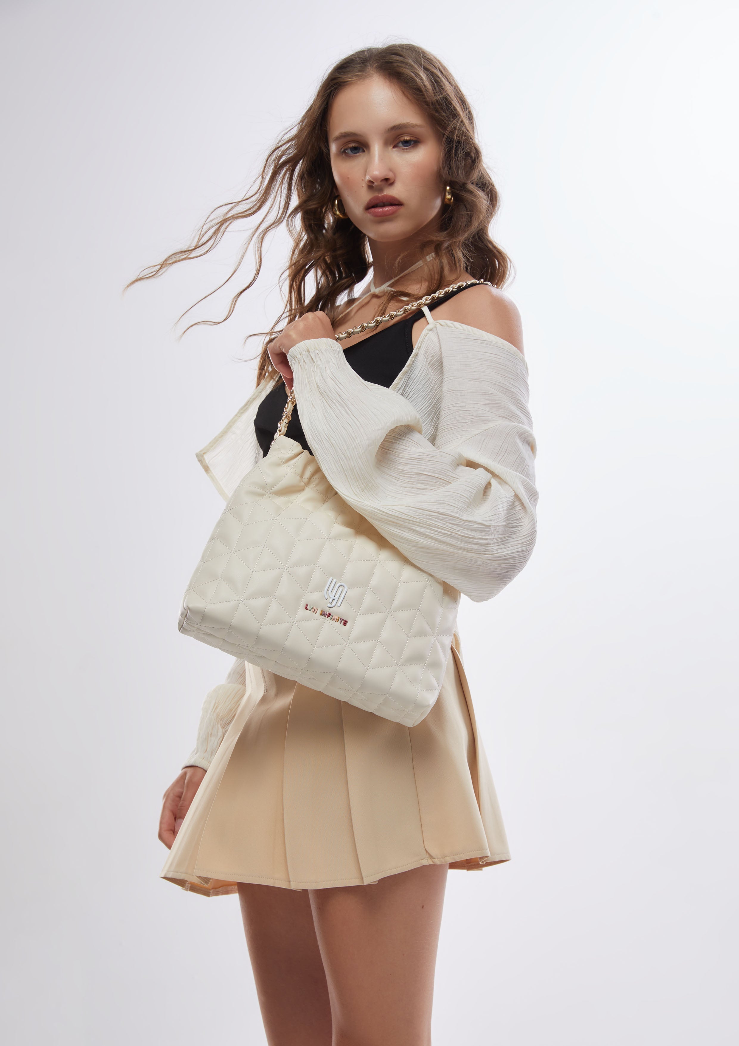 Monet Shoulder Infinite L Shoulder Bag Ivory