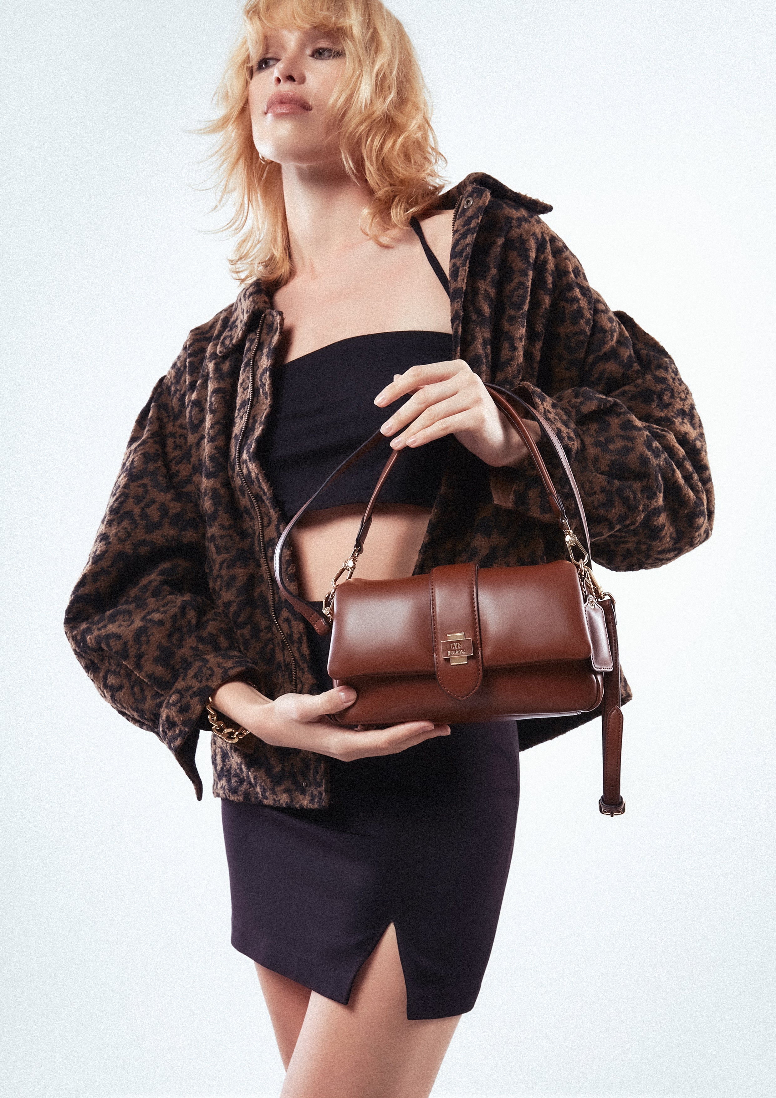 Pasha Shoulder Bag Brown