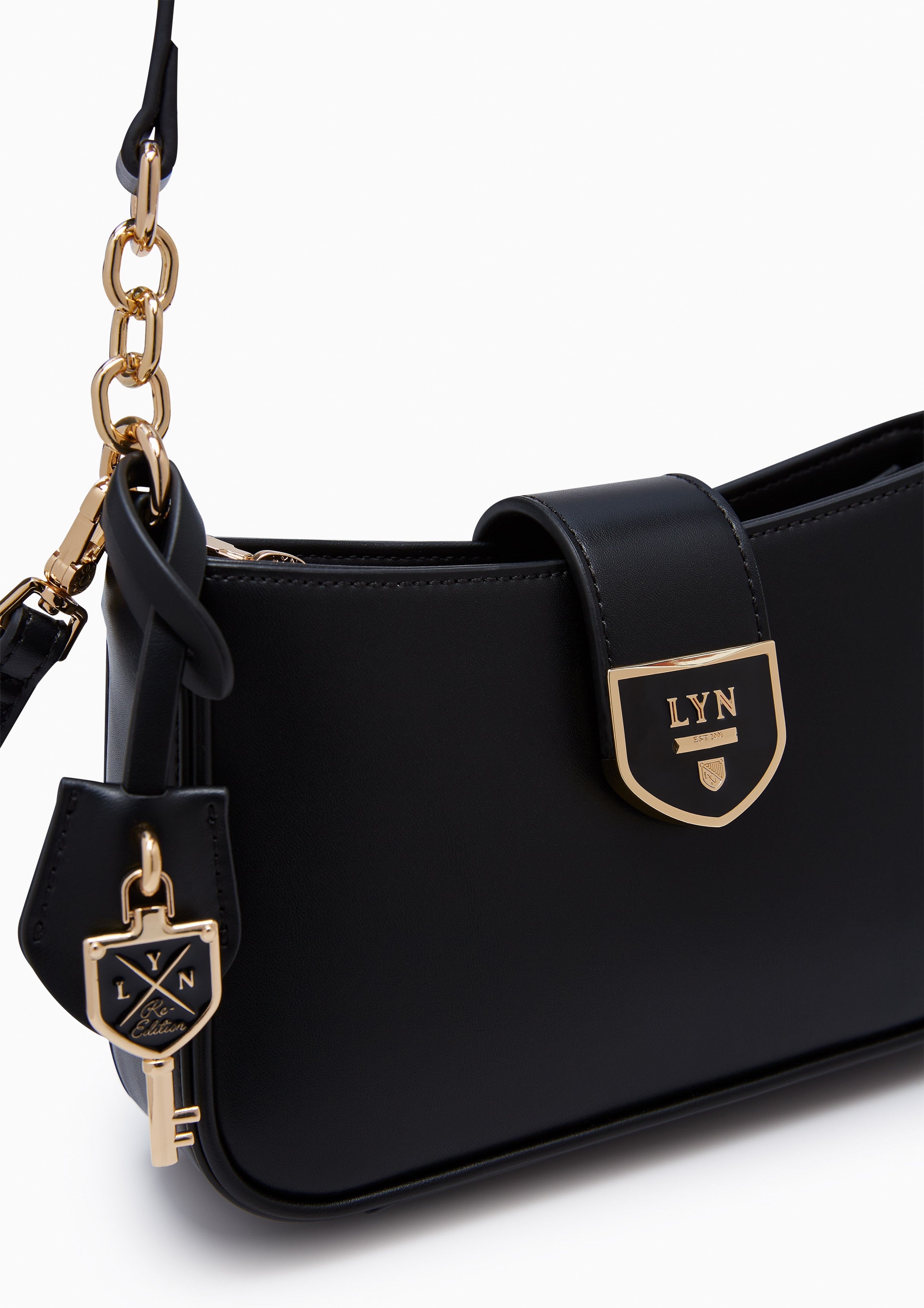 Re-Edit Ray Atella Shoulder Bag Black