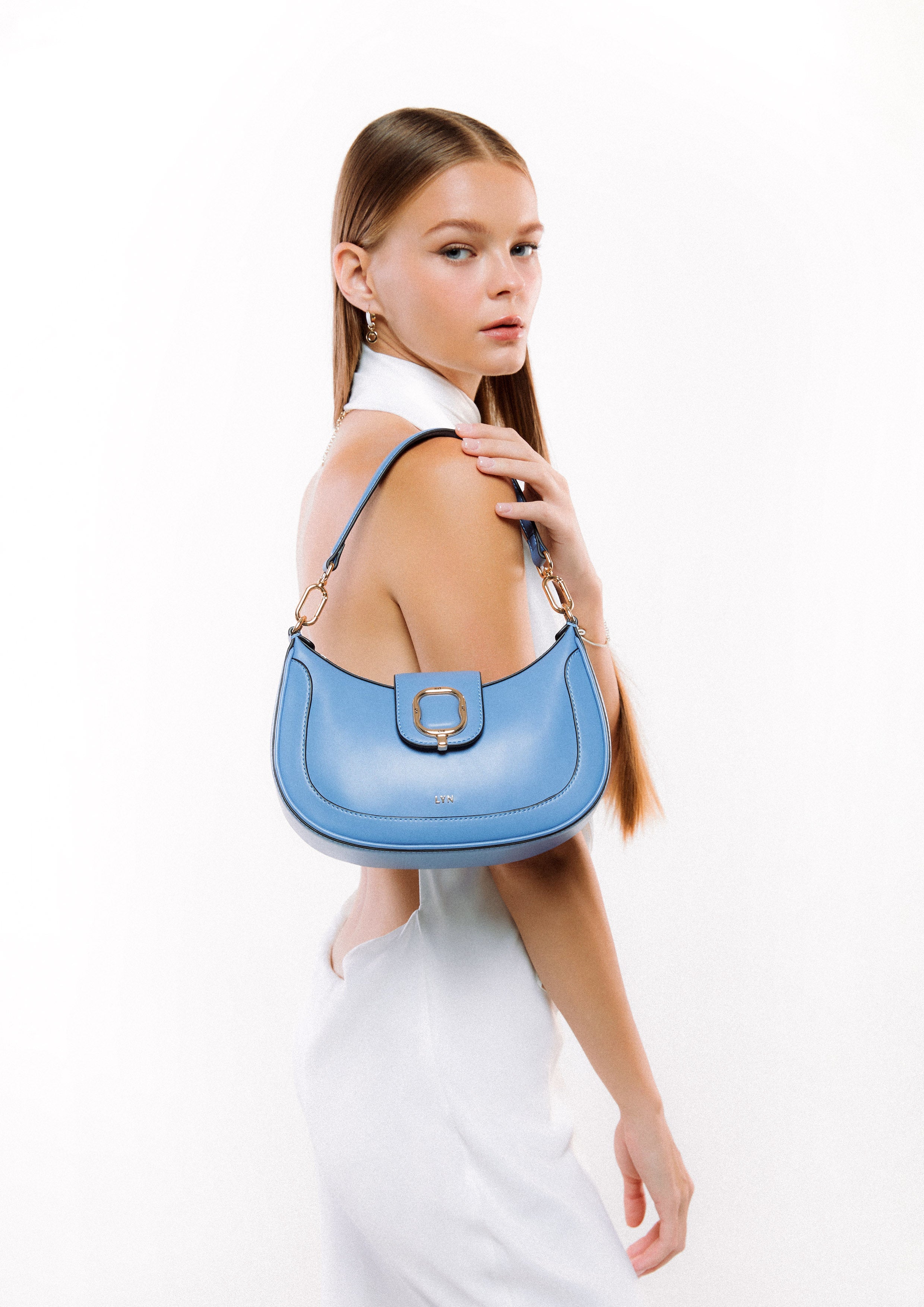 Pola M Shoulder Bag Blue