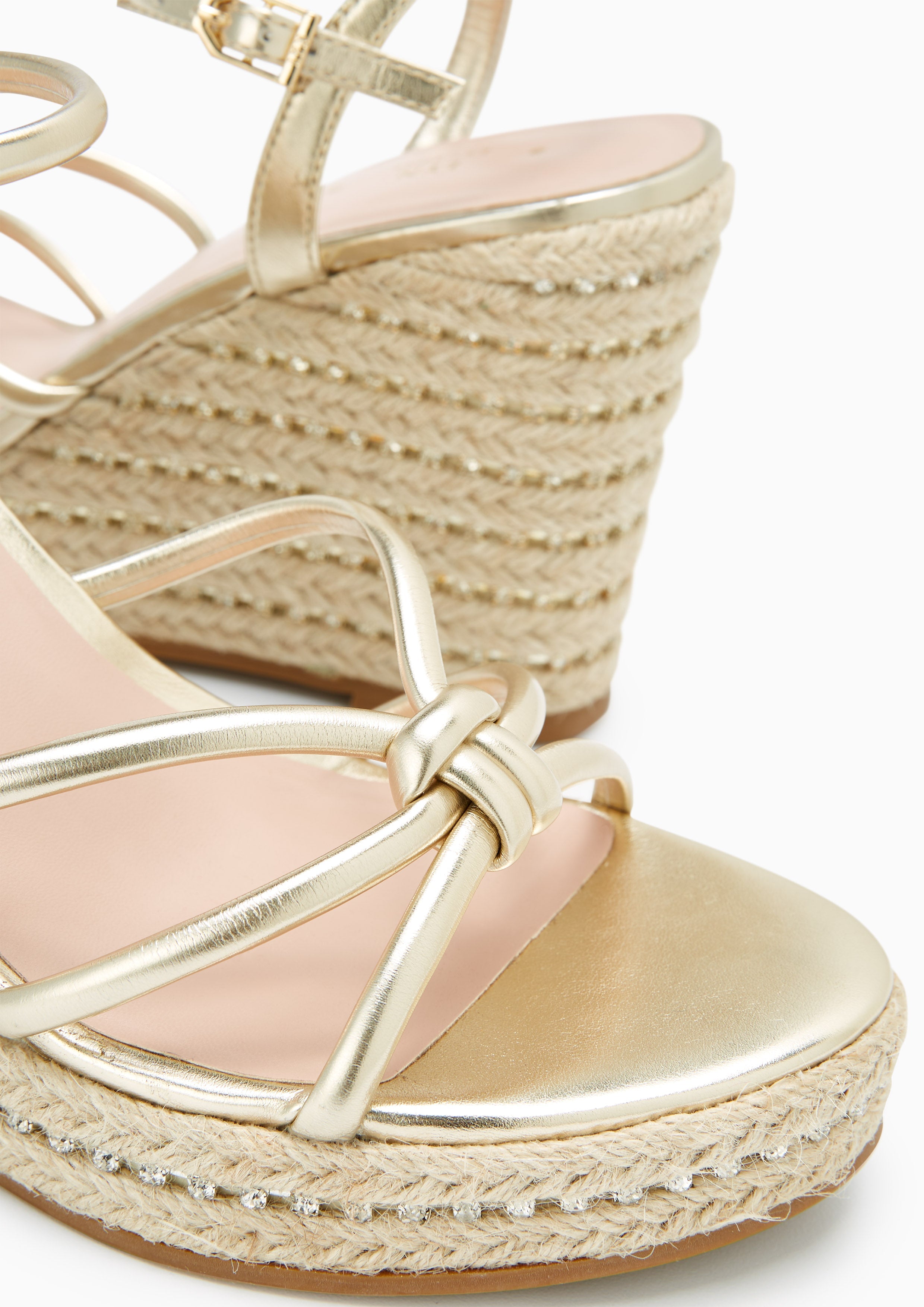 Bever Wedges Gold