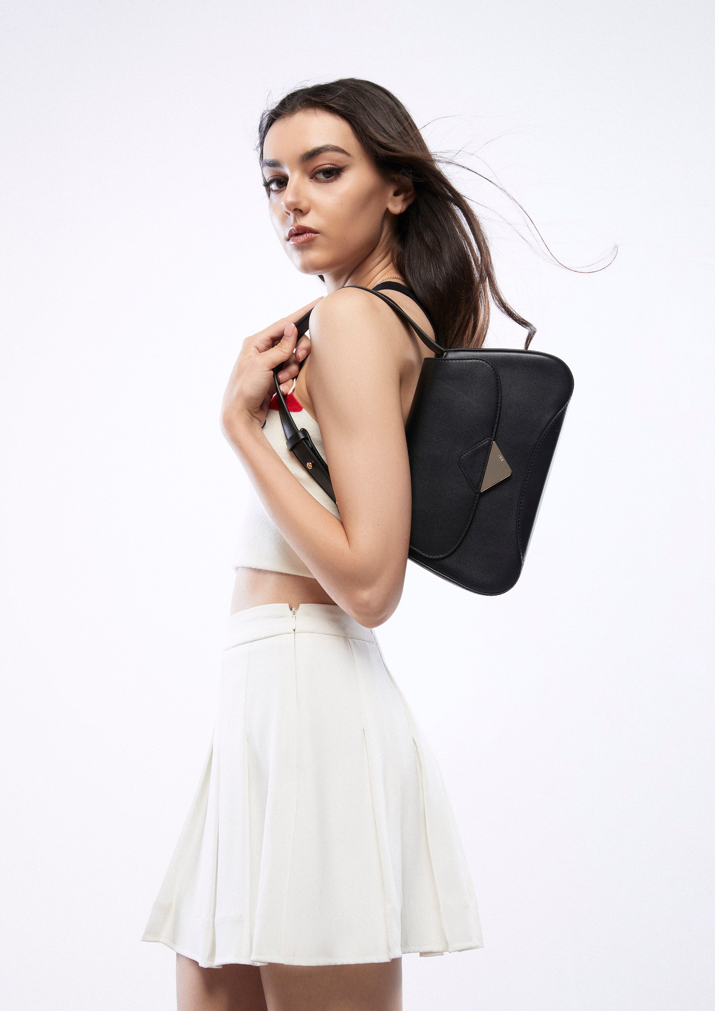 Trangle Shoulder Bag Black