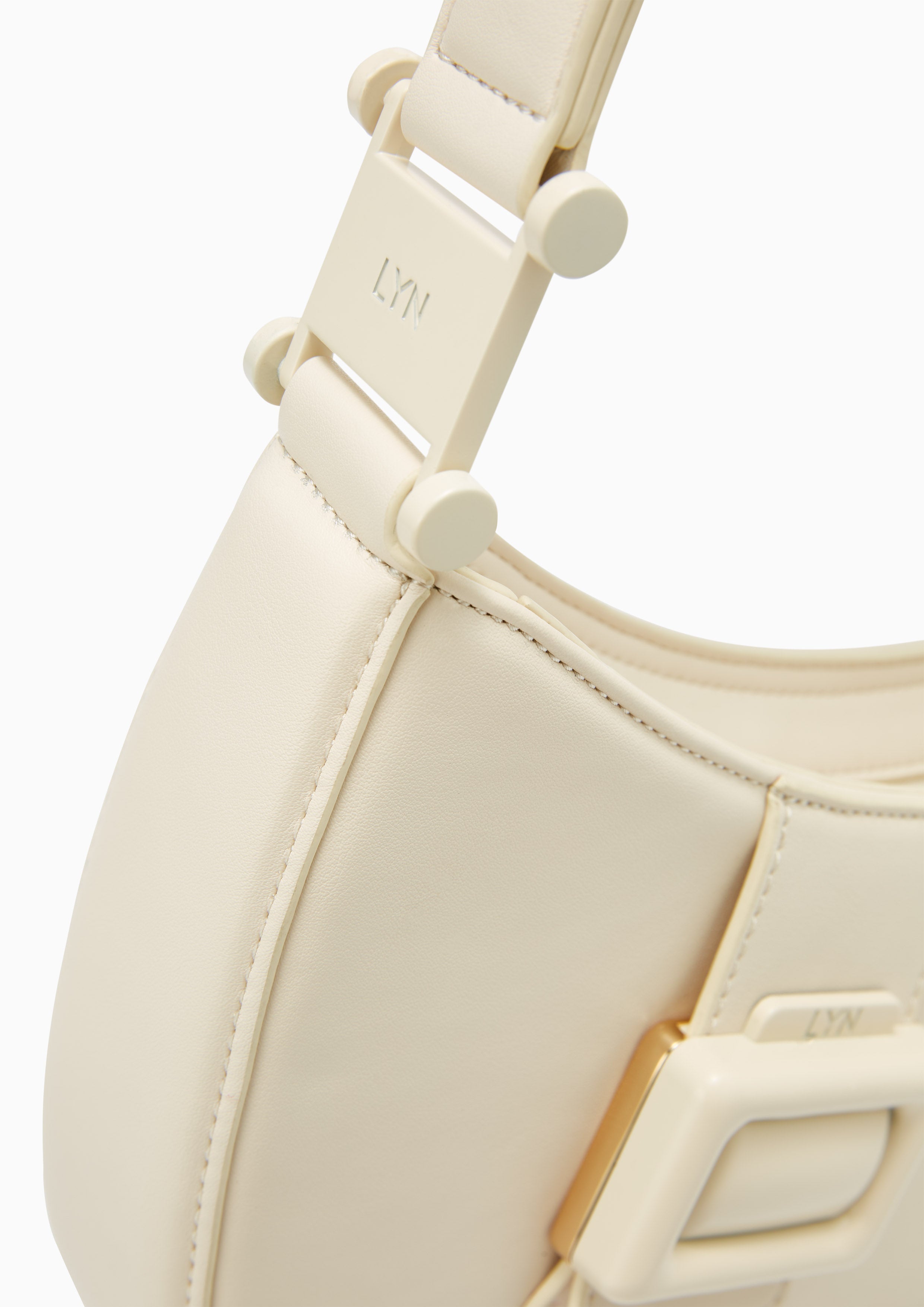 Shelly Shoulderbag Ivory