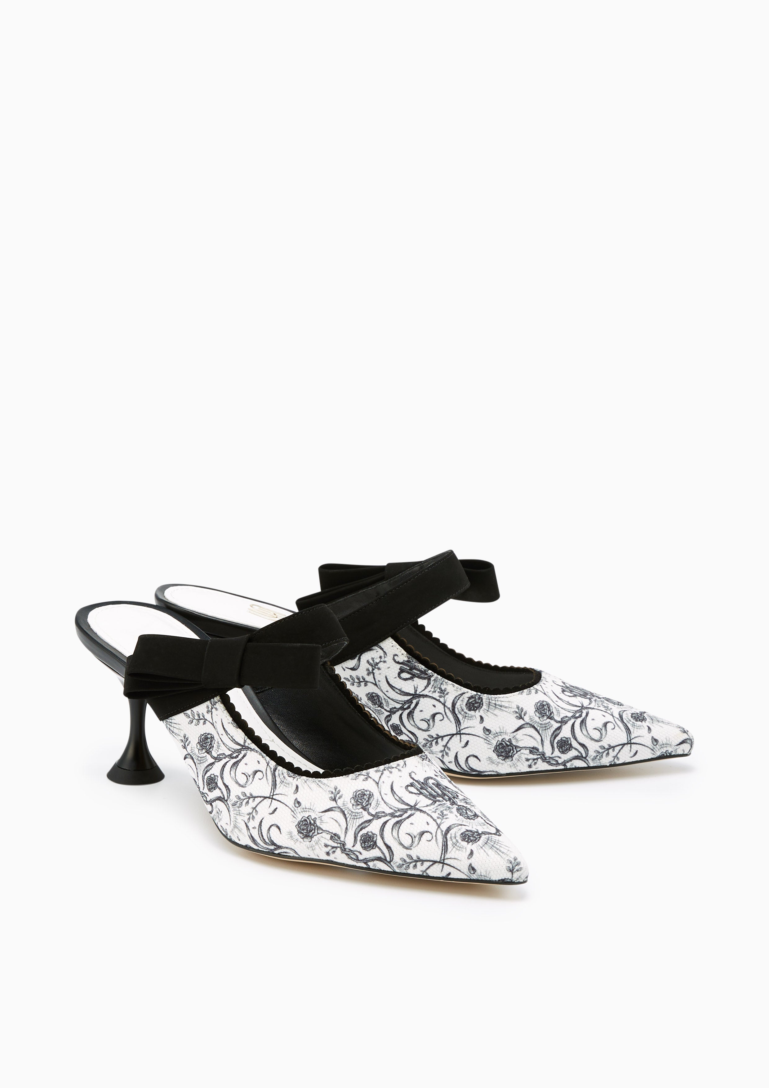 Maiden Infinite Sandals Printed Black