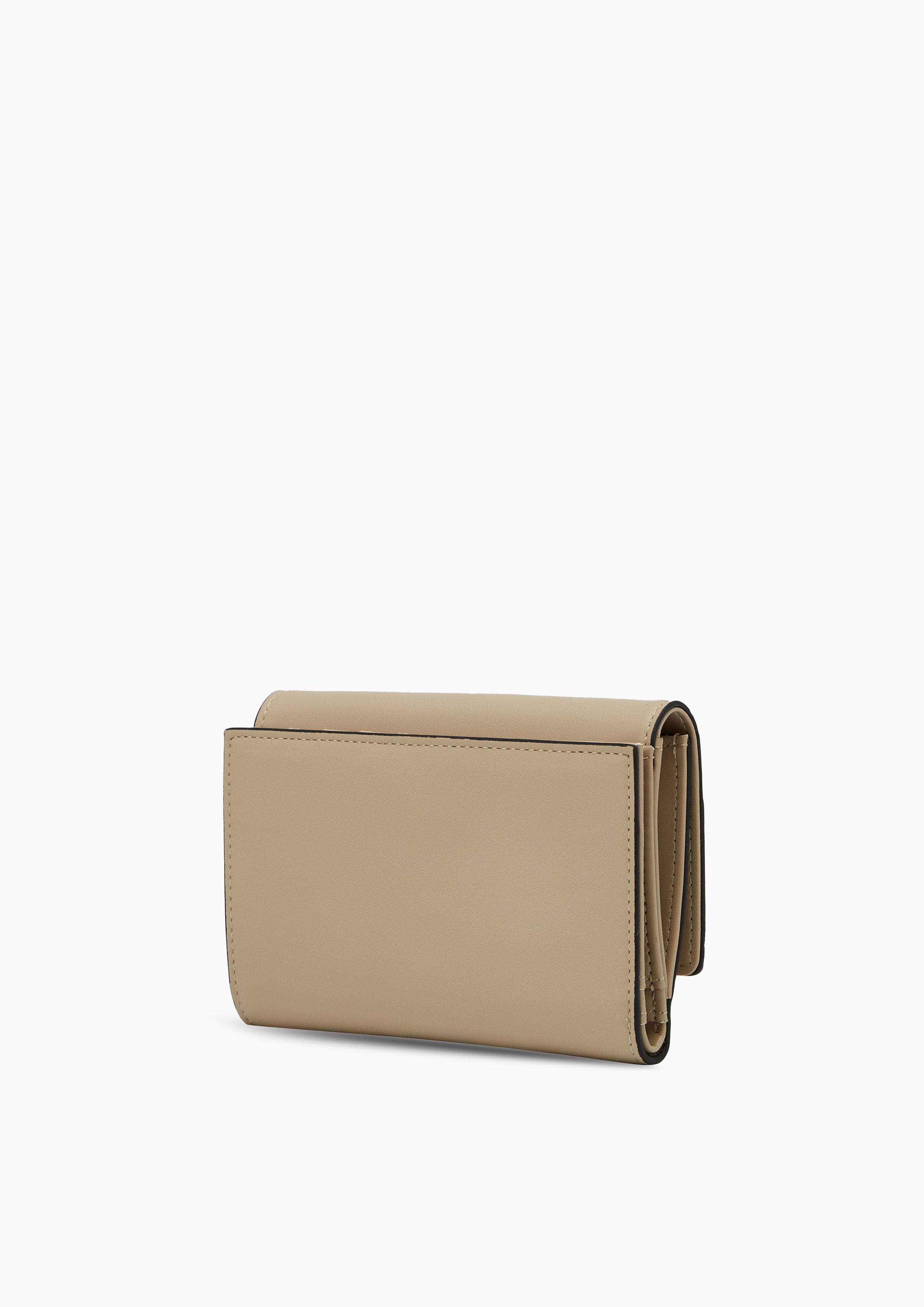 Betty Semi Short Wallet Beige