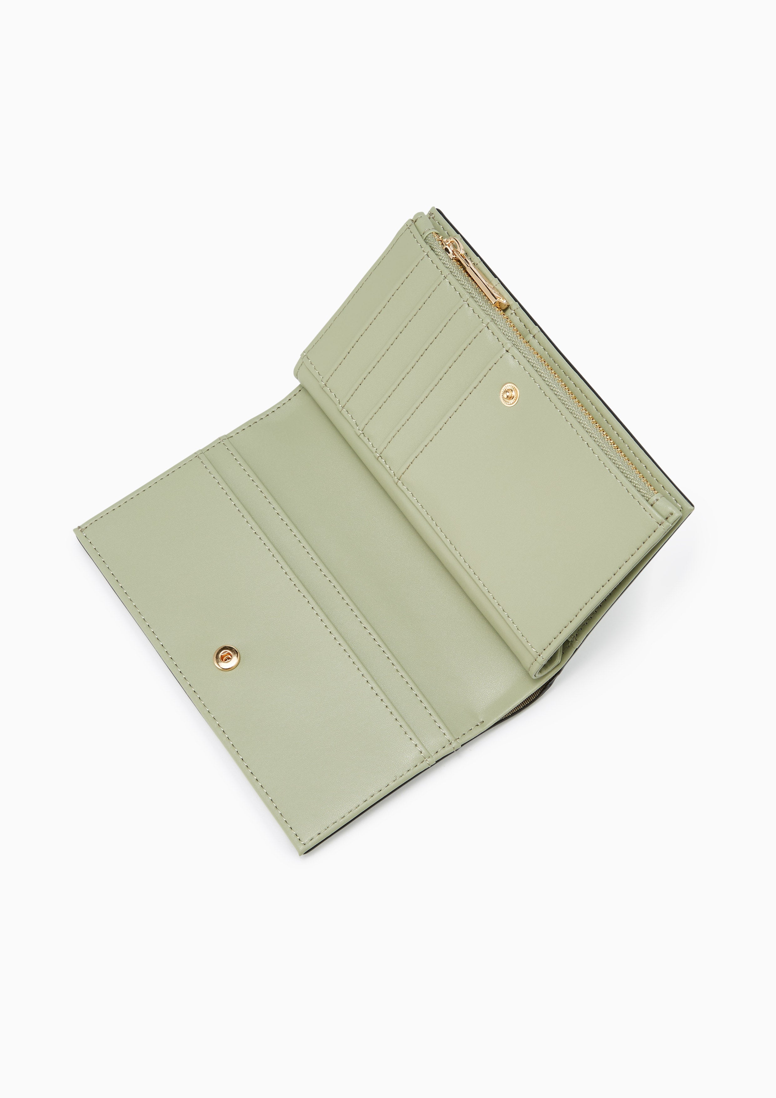 Essential Semi Short Wallet Green