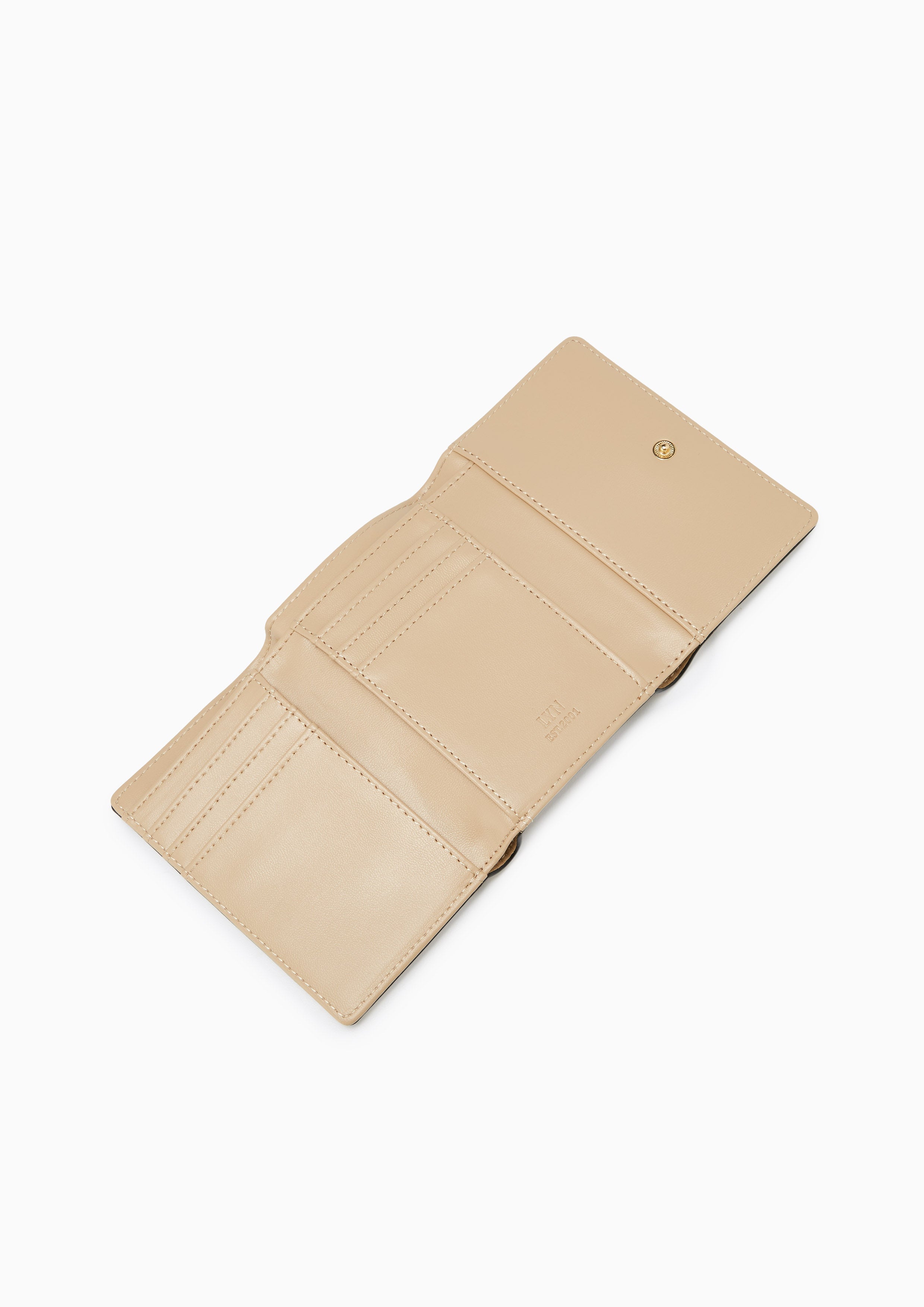 Essential Trifold Short Wallet