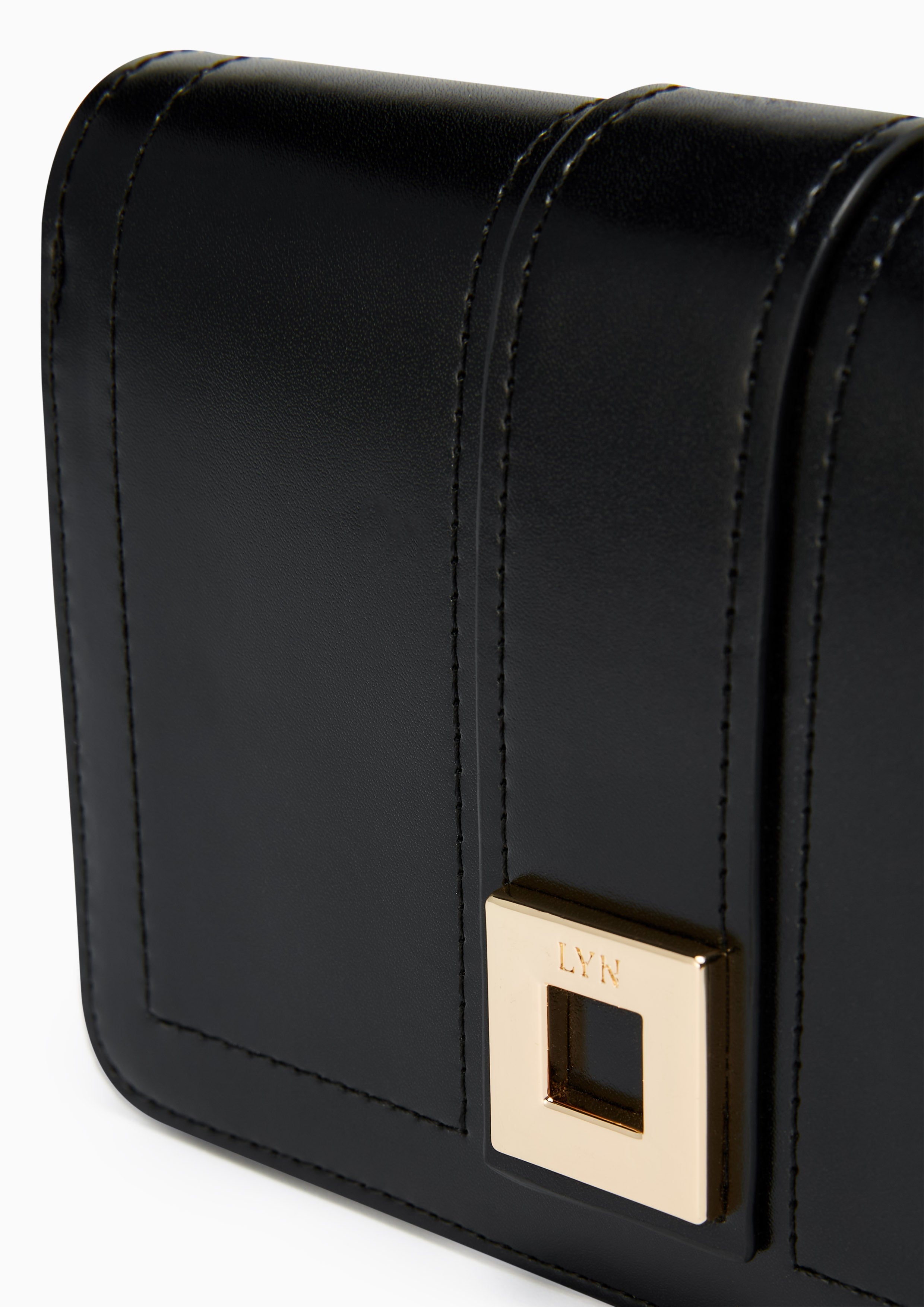 Cosme Semi Short Wallet Black