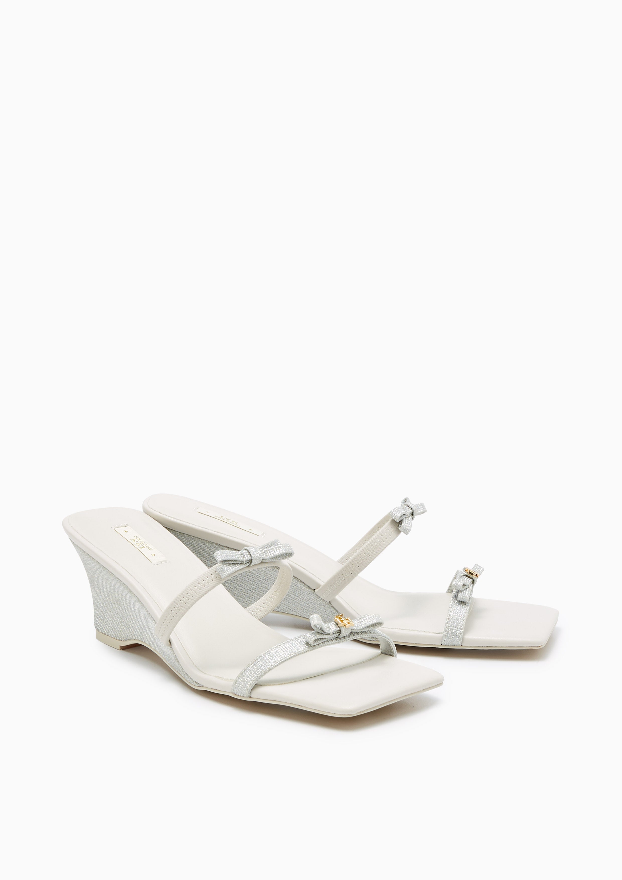 Lemony Low Heel Wedges Silver