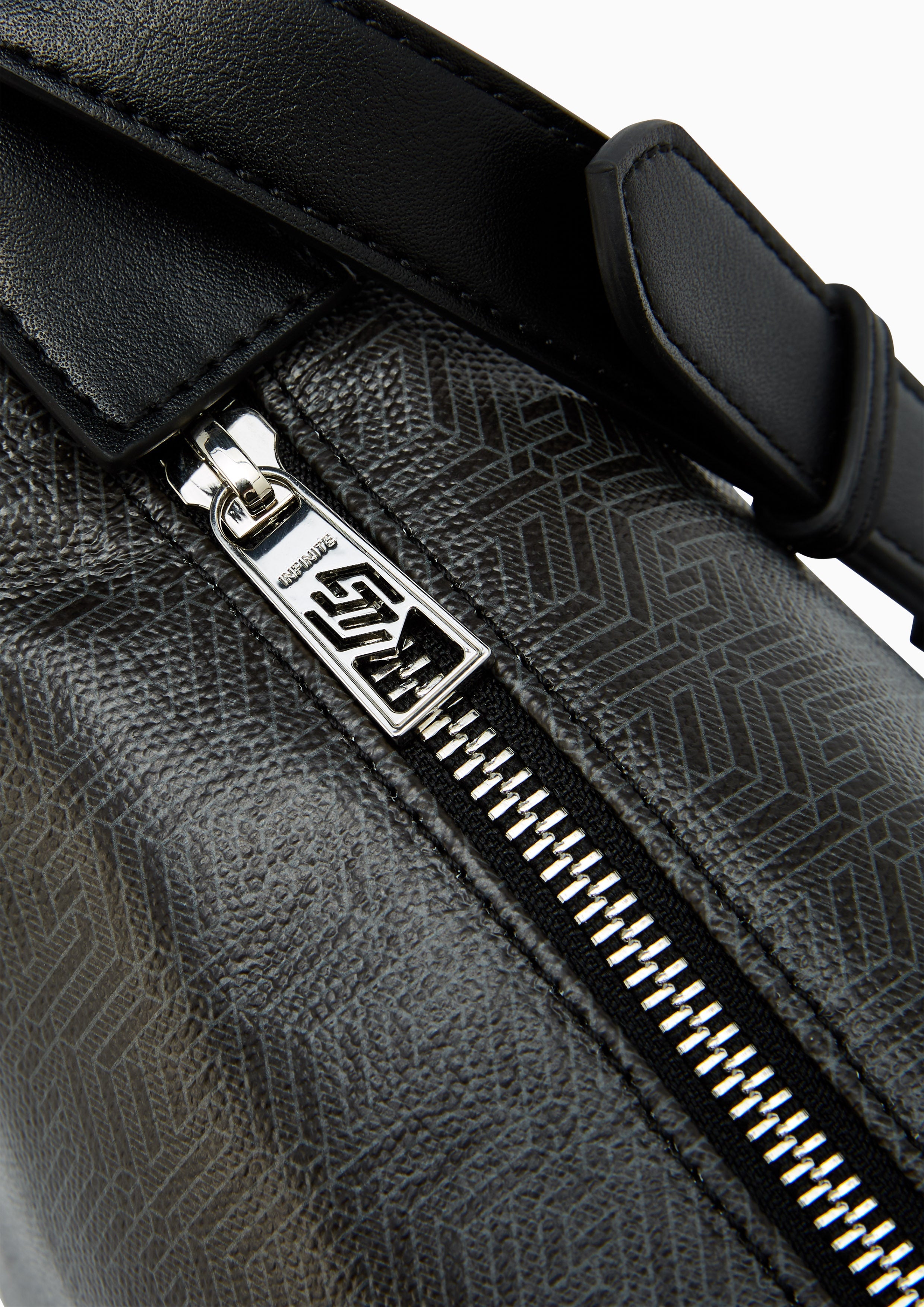 Link Crossbody Bag Black