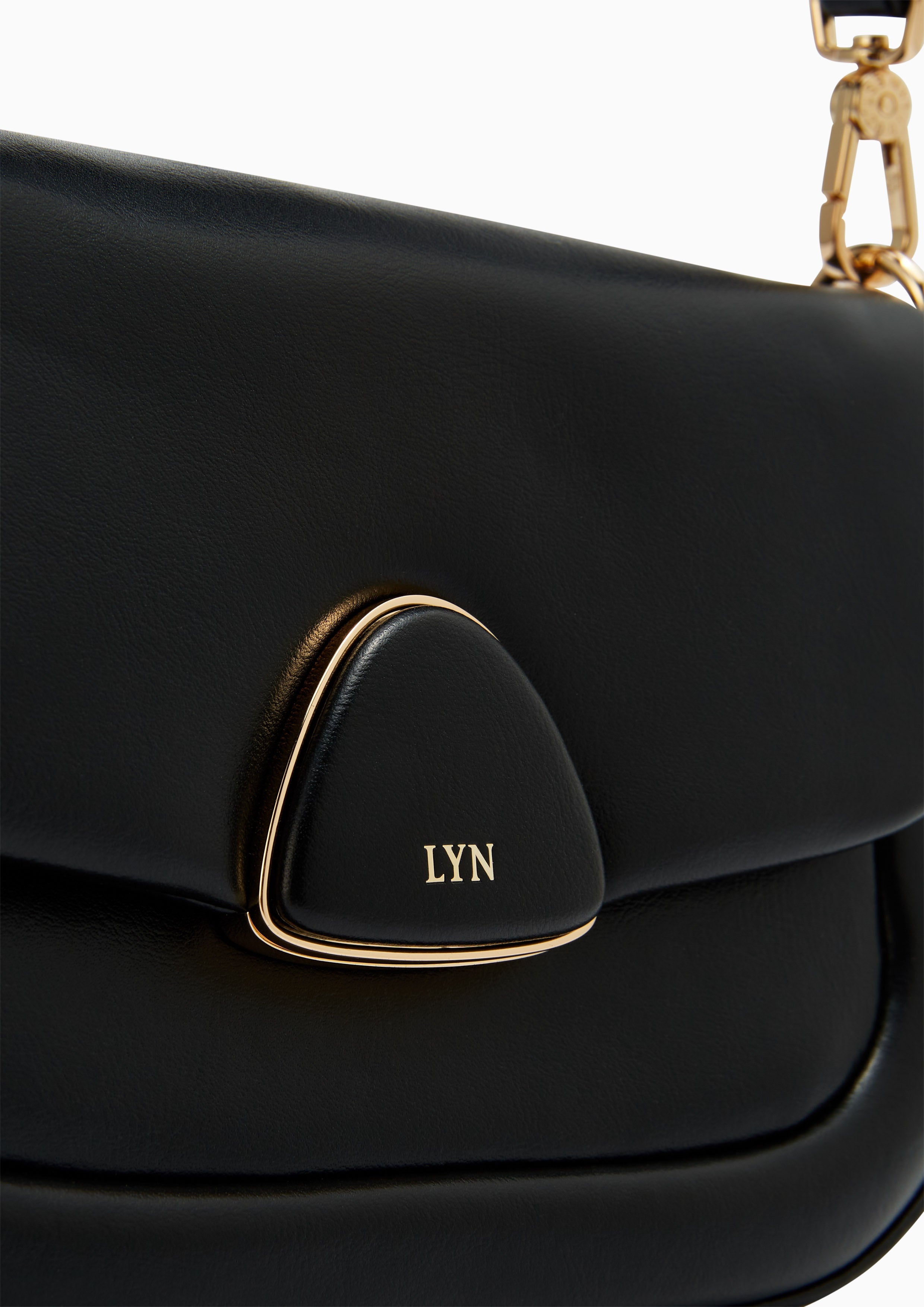 Matric S Crossbody Bag Black