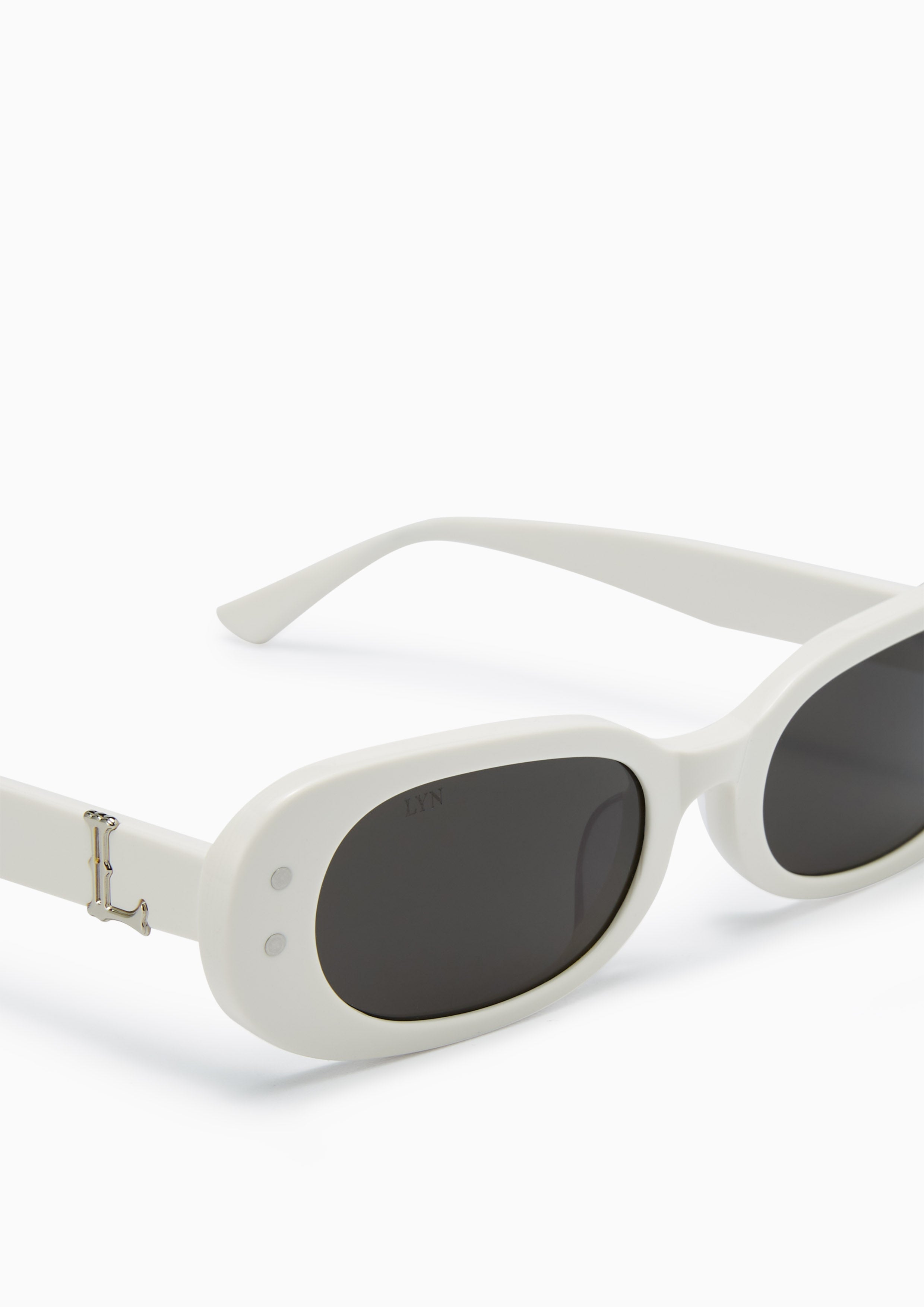 Dove Sunglasses White