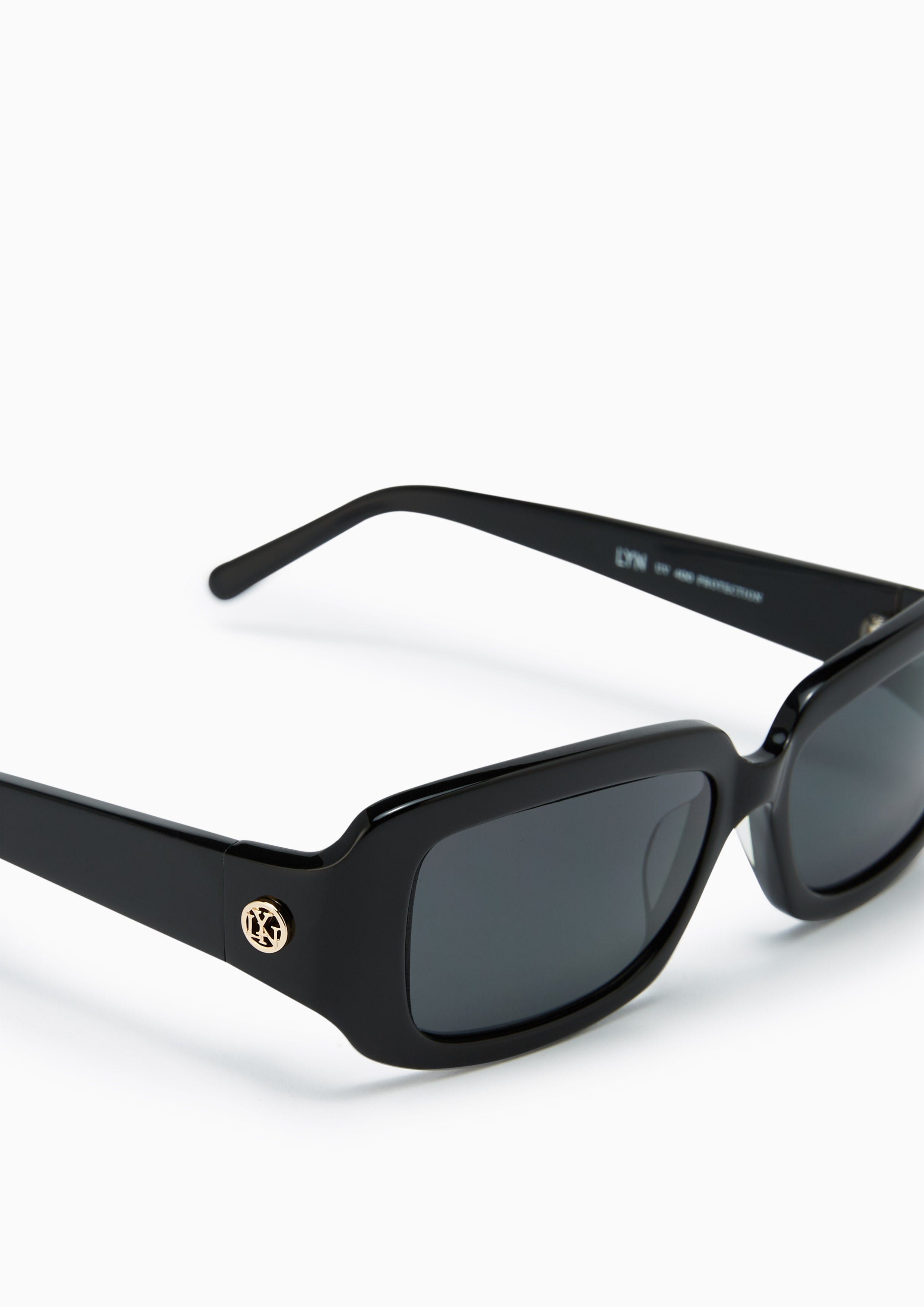 Elle Sunglasses Black