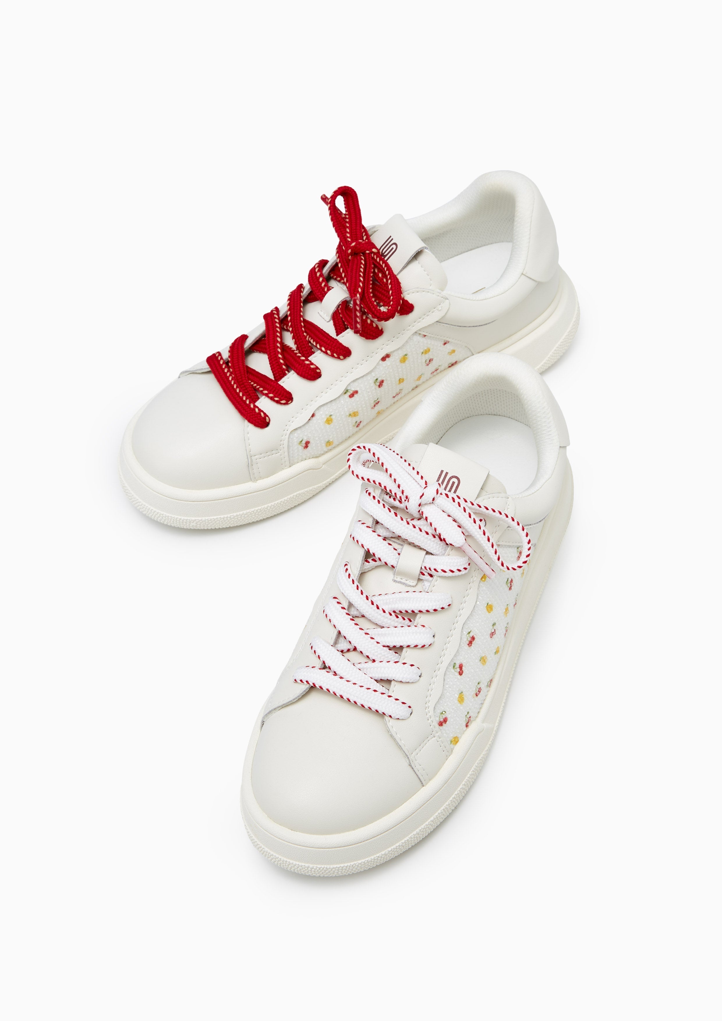 Labelly Sneakers