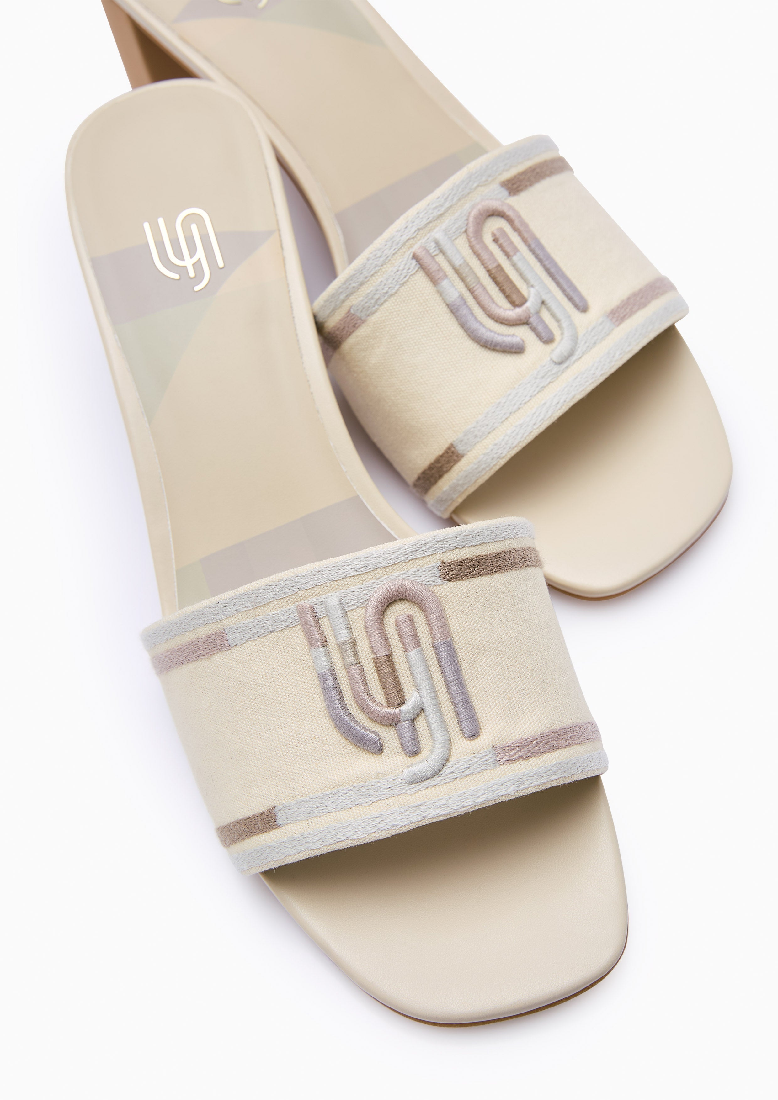 Maddy Mid Infinite High Heels Beige