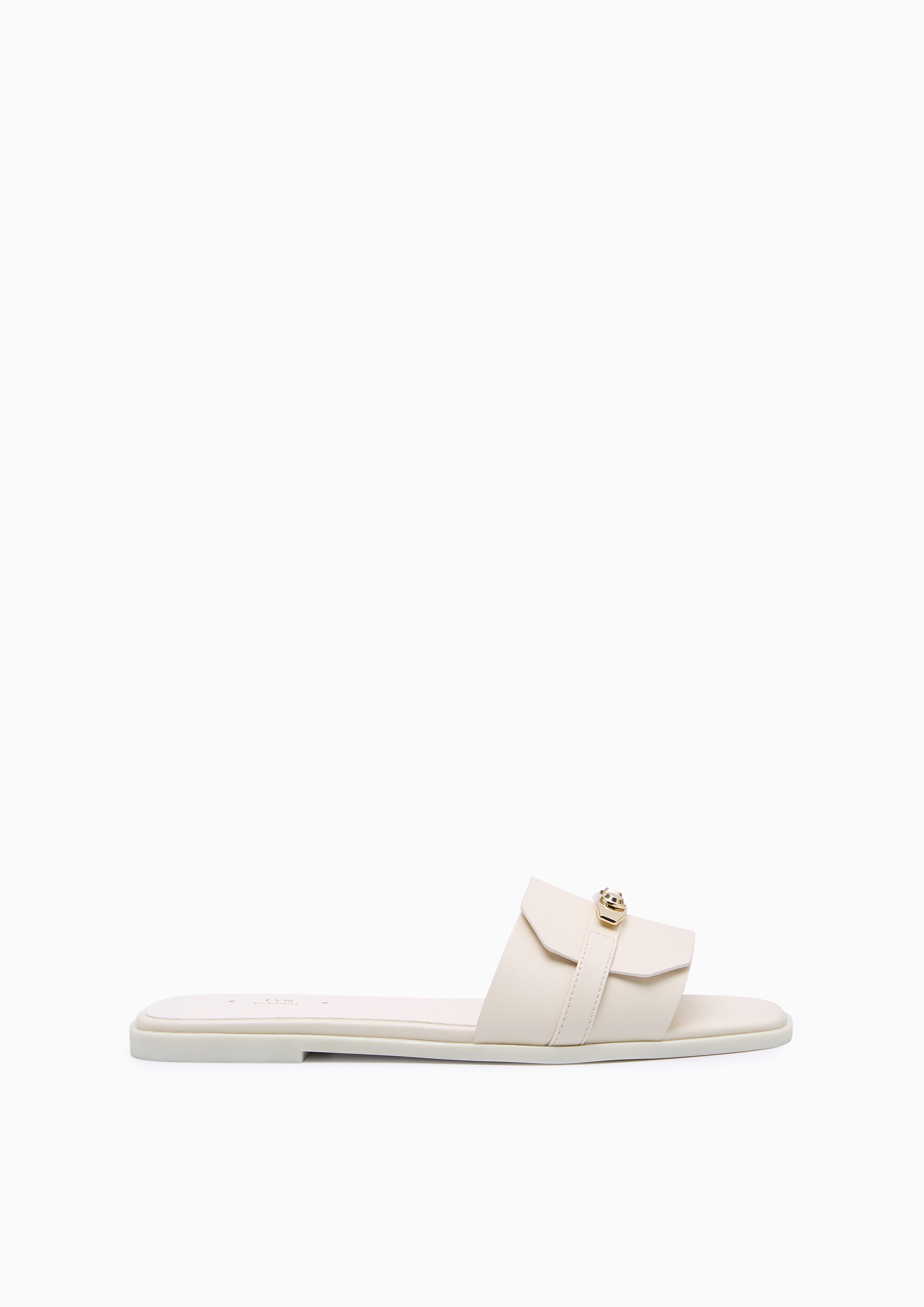 Master Ii Flat Slip-Ons Ivory