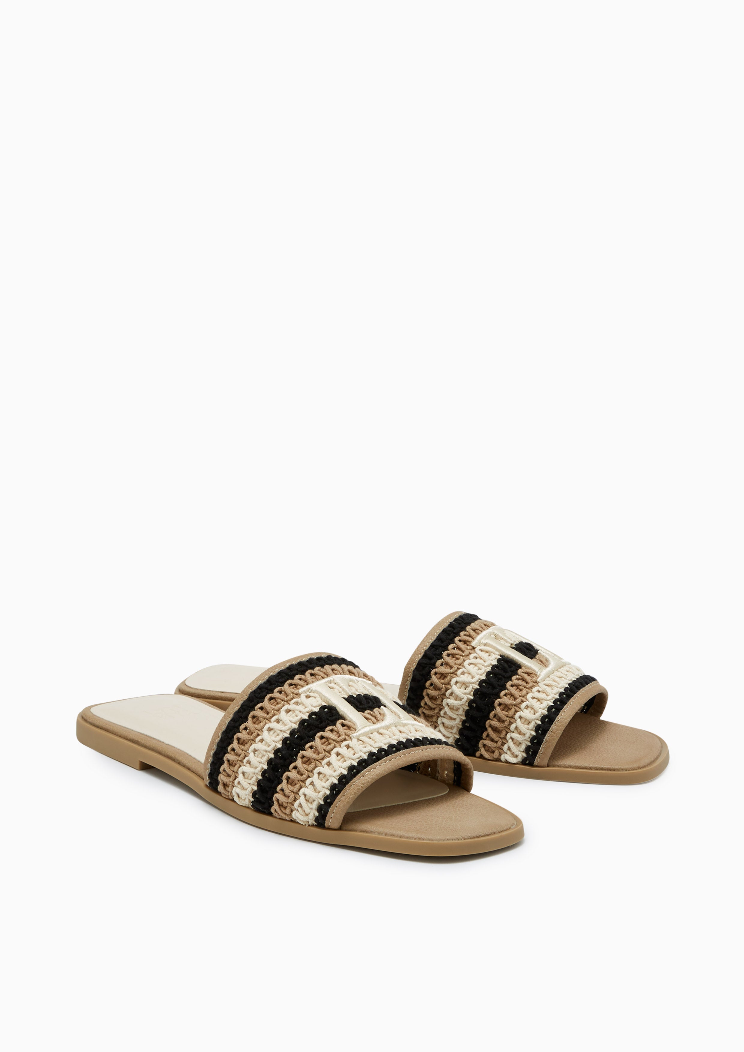 Handa Flat Sandals Brown